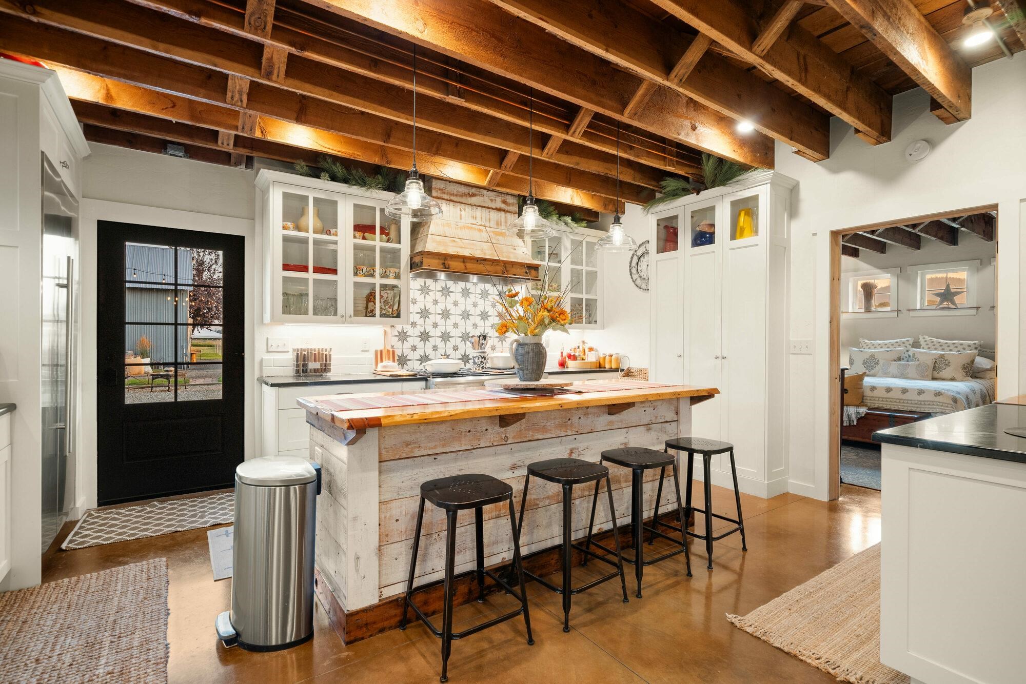 510 E Main St - Photo 6