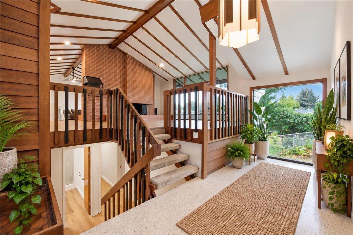 11708 E 19th Ave - Photo 3