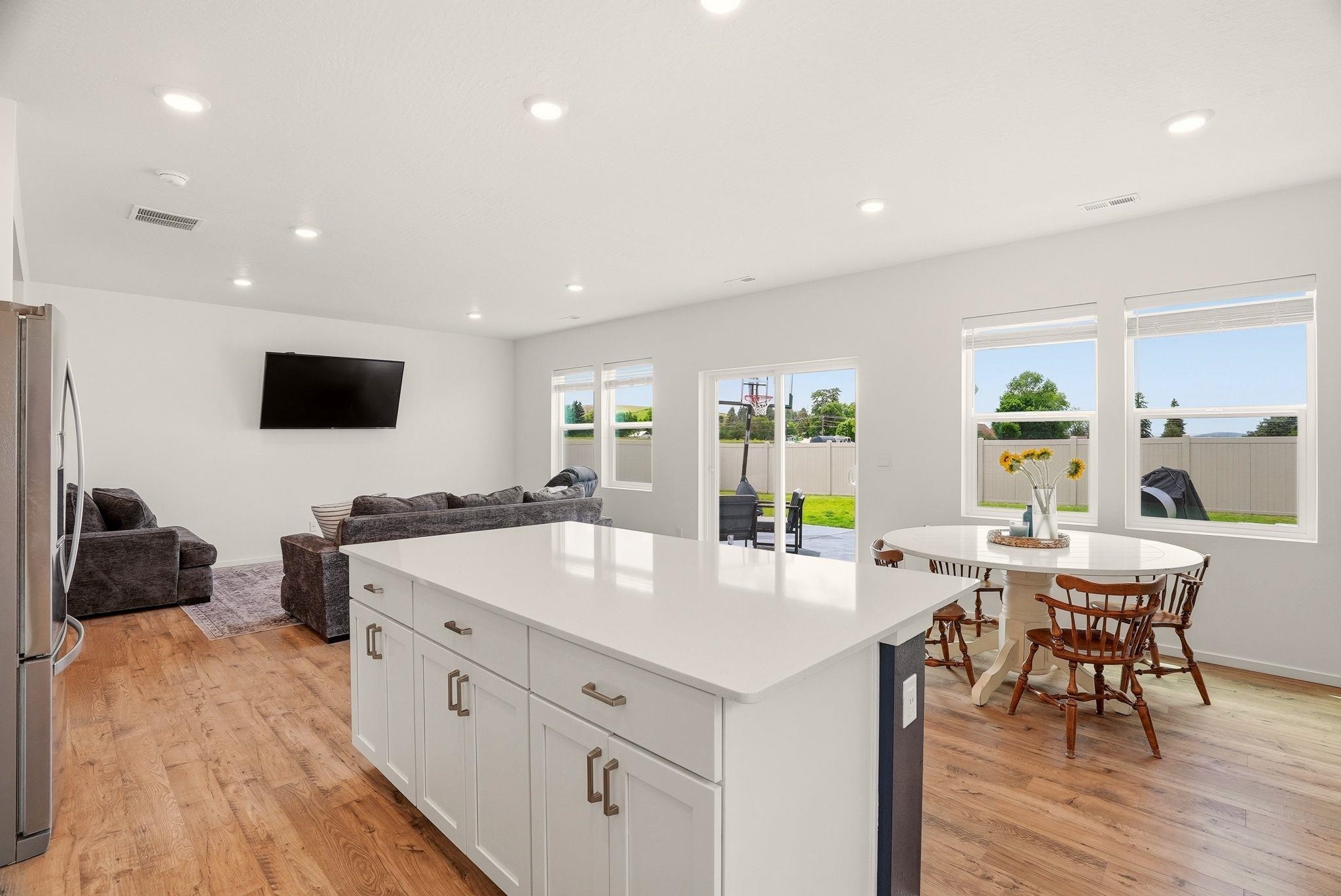 8218 S COLWOOD Rd - Photo 5