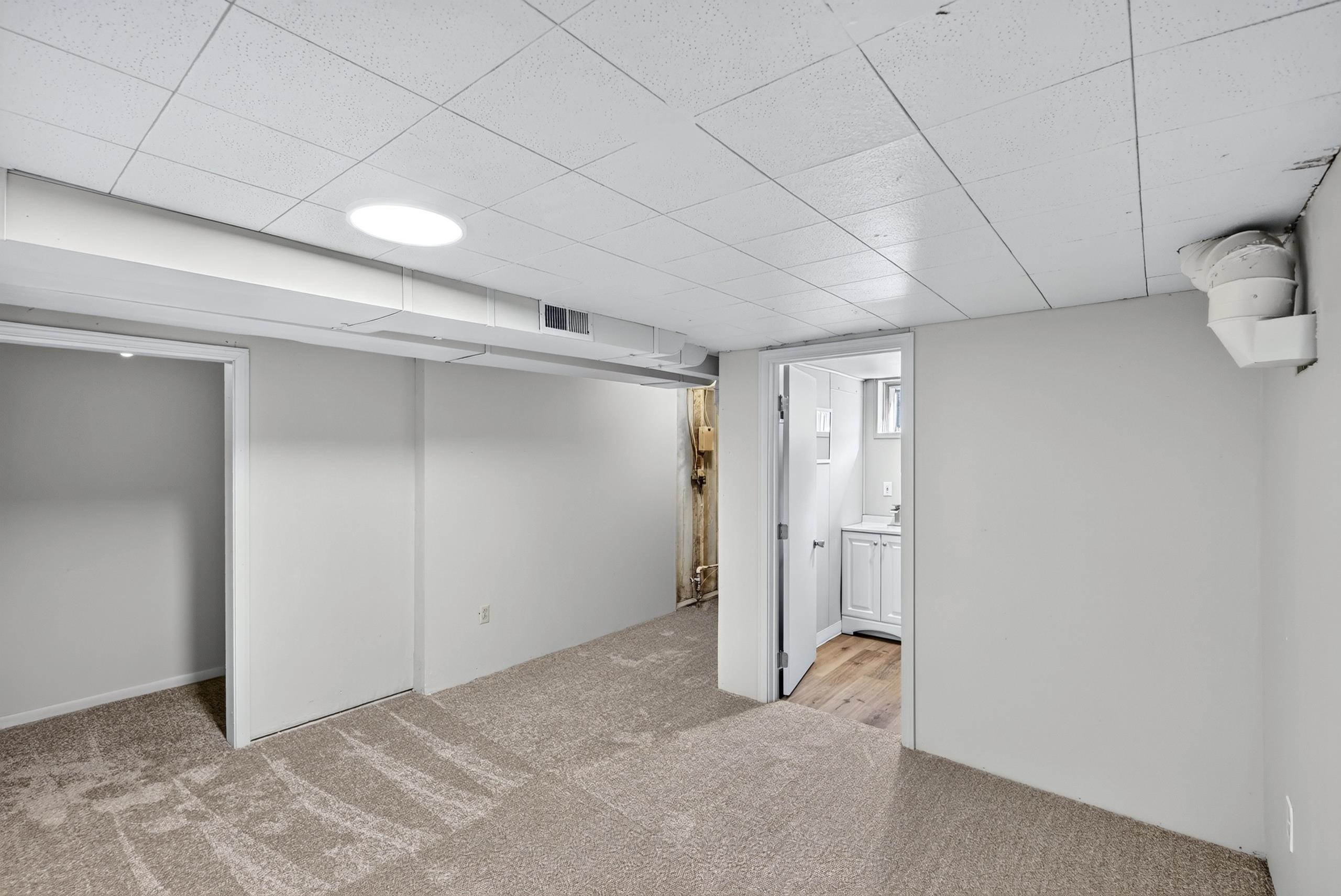 2821 W LONGFELLOW Ave - Photo 41