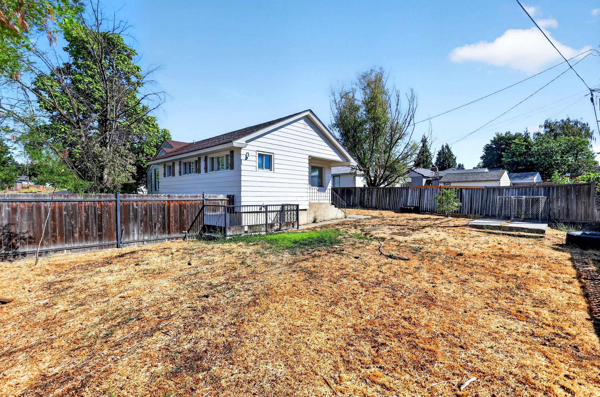 2821 W LONGFELLOW Ave - Photo 46