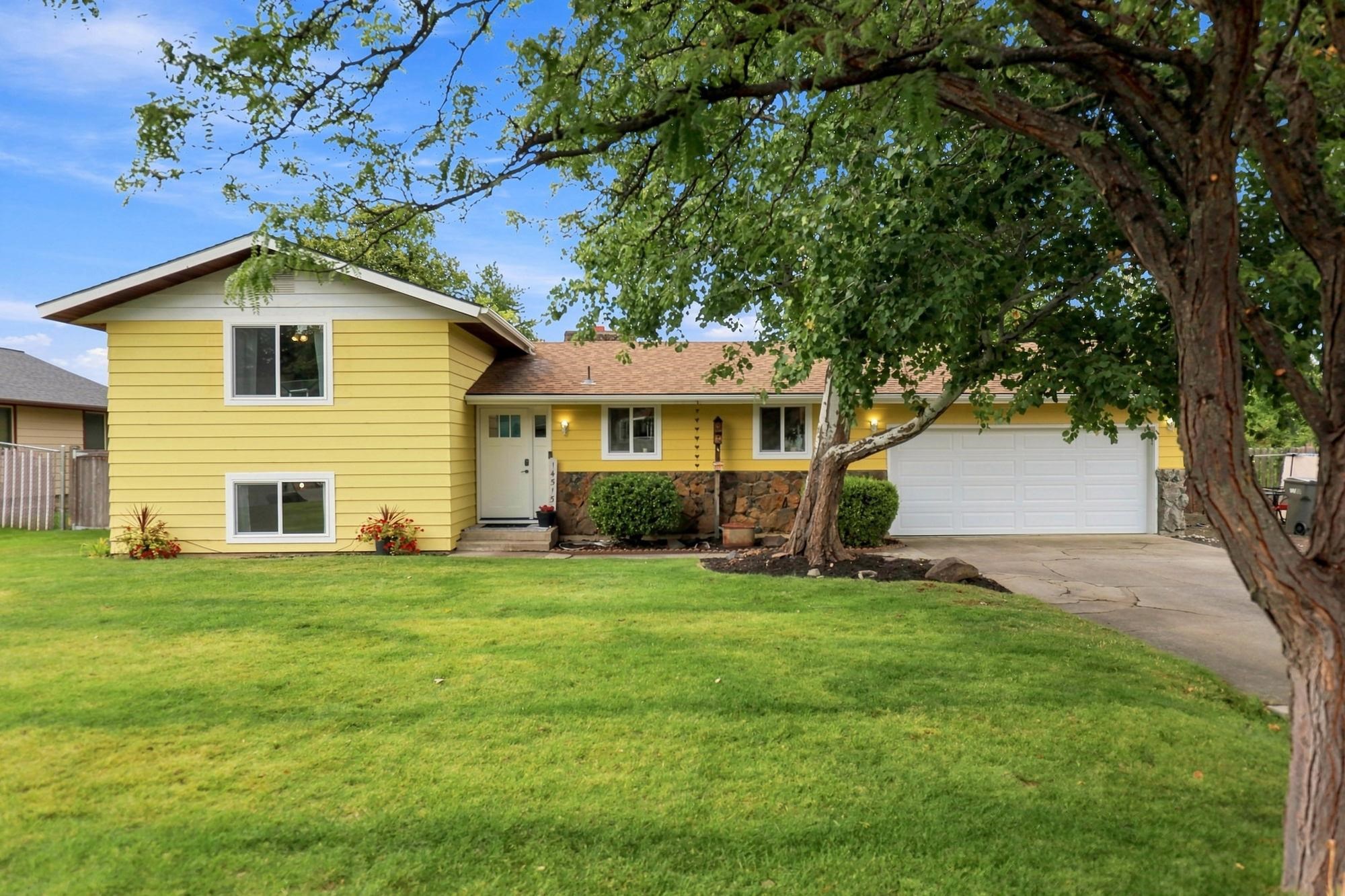14515 E 7th Ave - Photo 1
