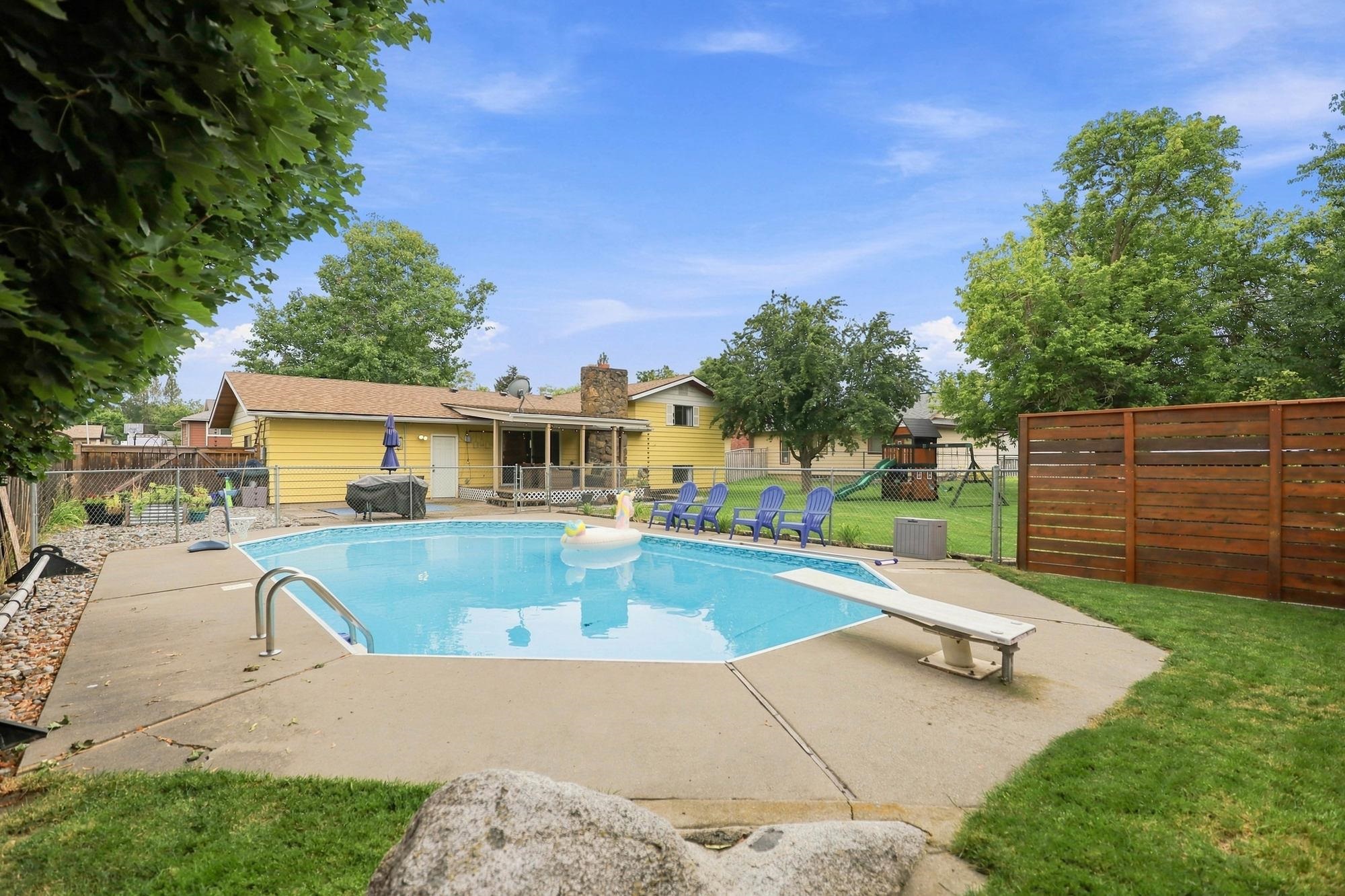 14515 E 7th Ave - Photo 35