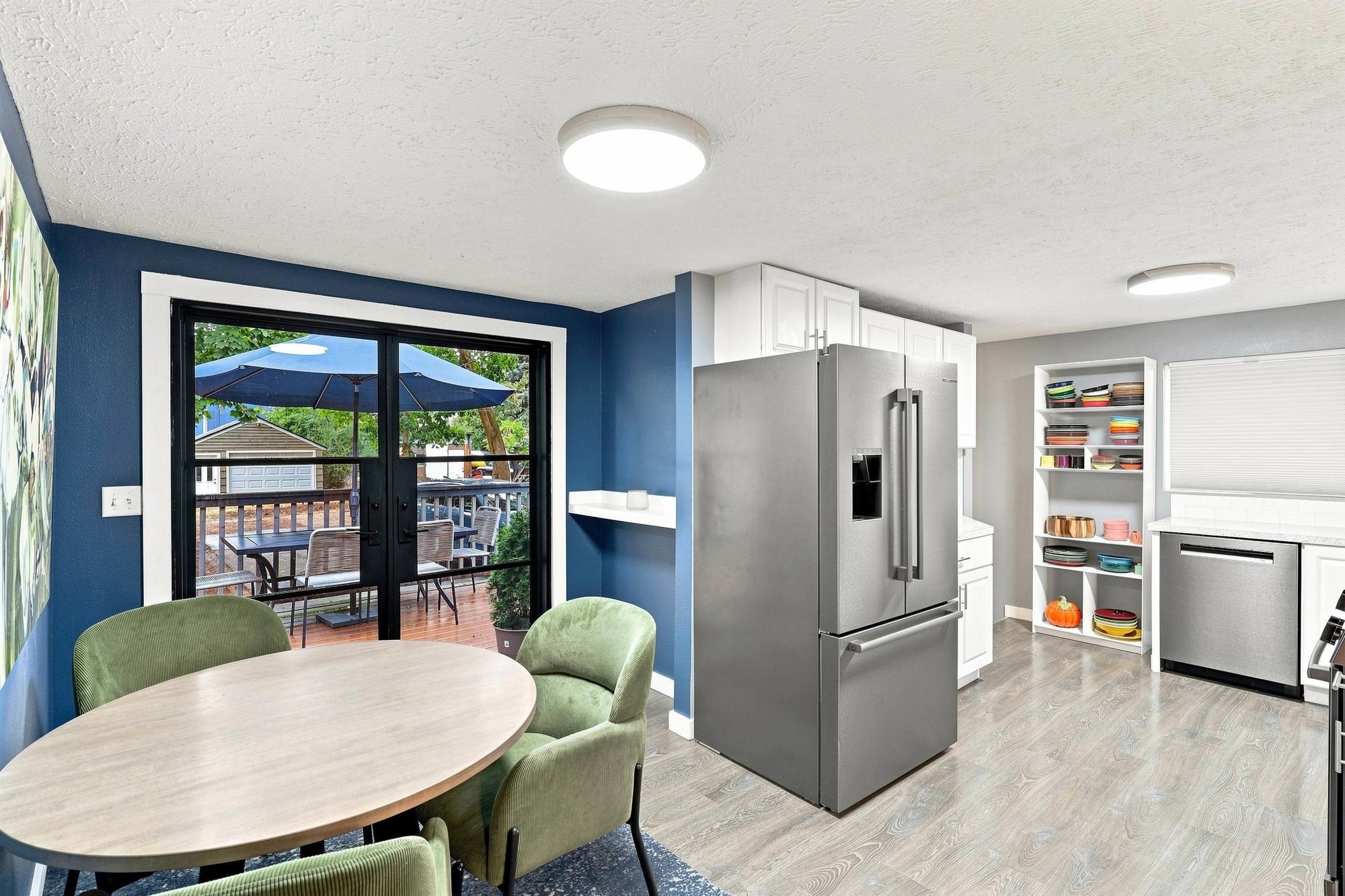 3610 W WELLESLEY Ave - Photo 8