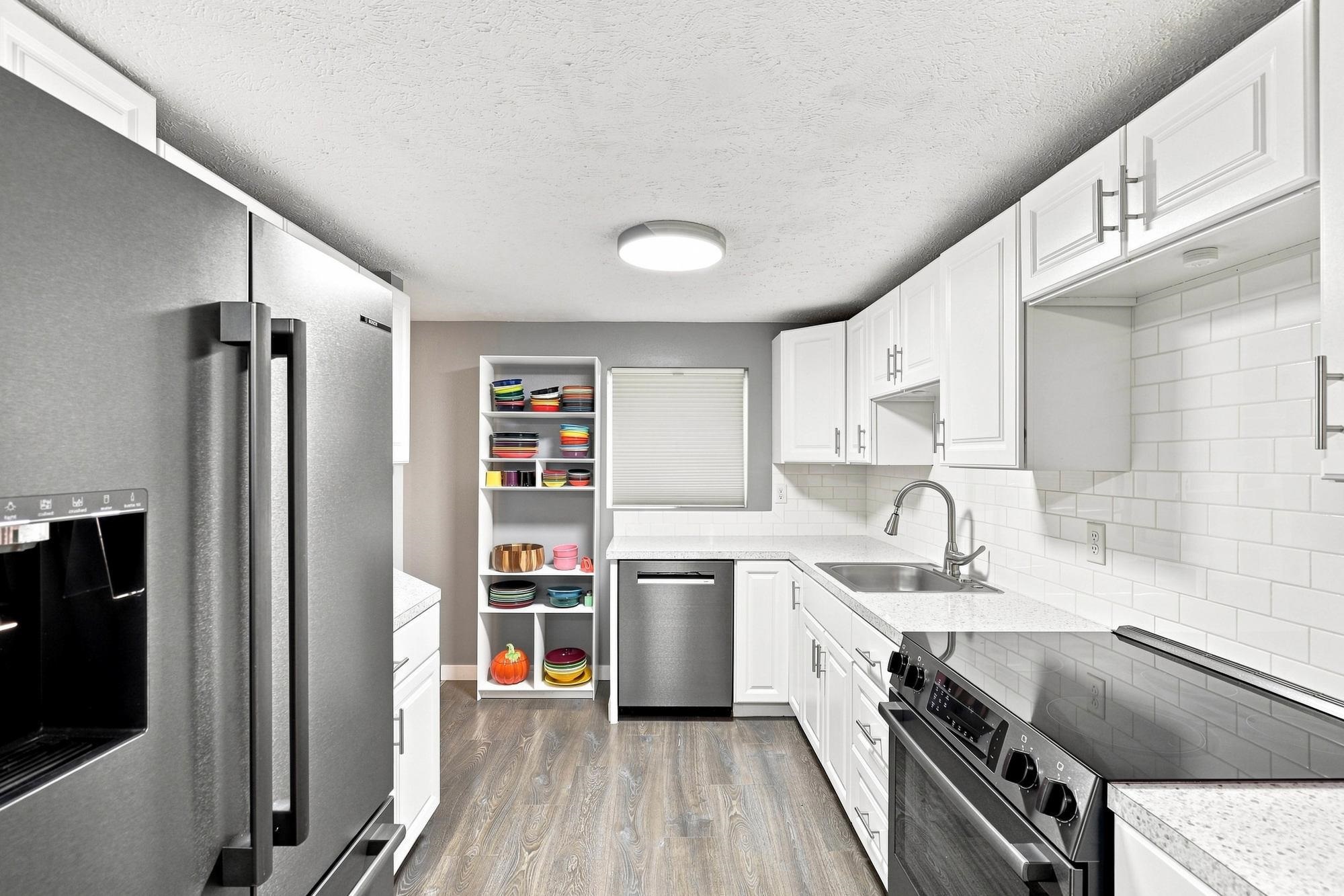 3610 W WELLESLEY Ave - Photo 10