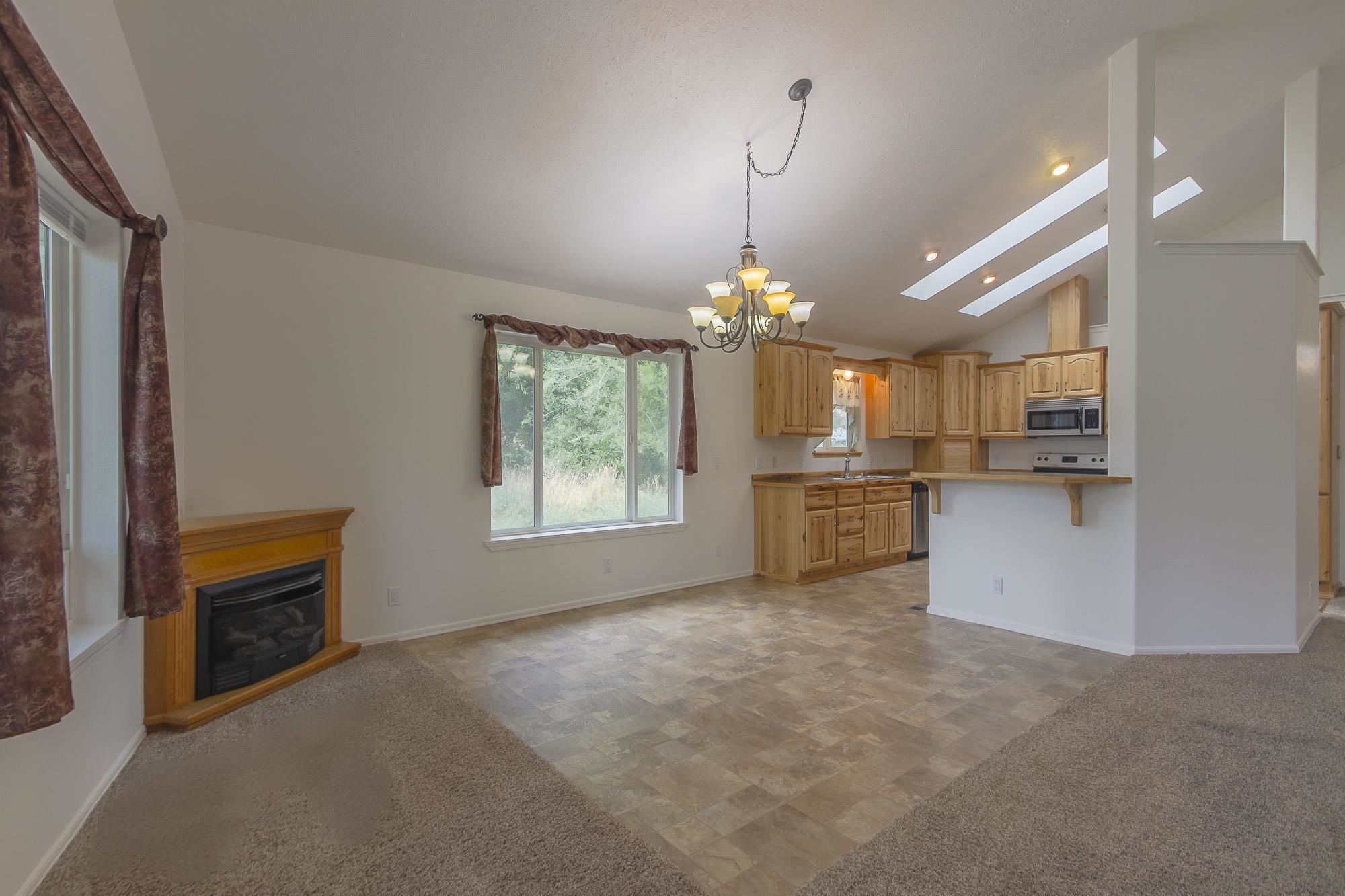 216 S 3rd Street W St - Photo 16