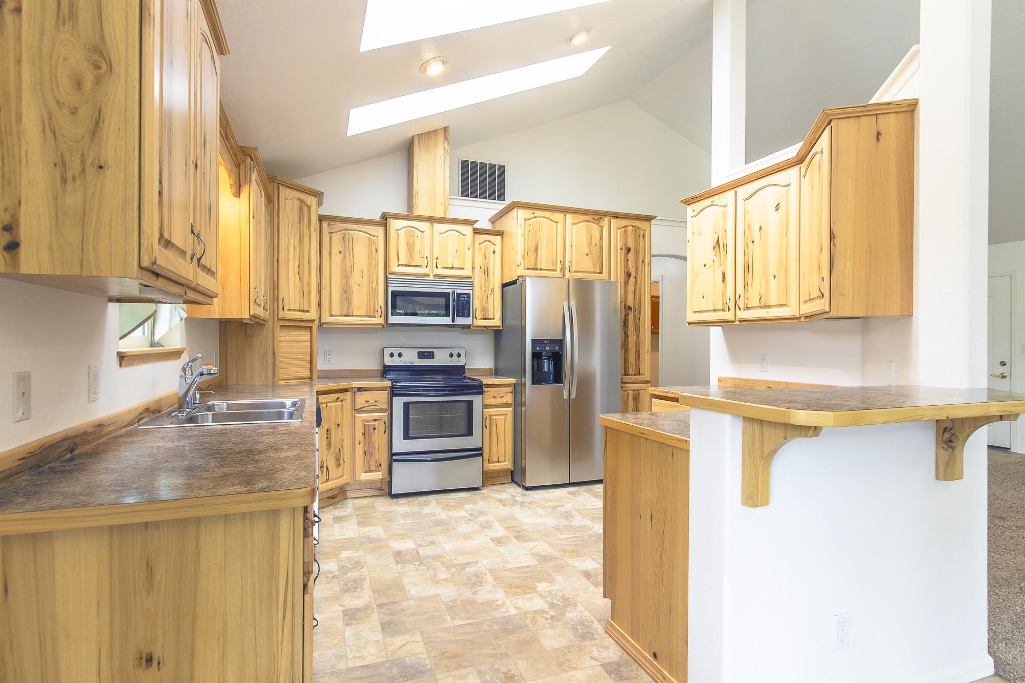 216 S 3rd Street W St - Photo 18
