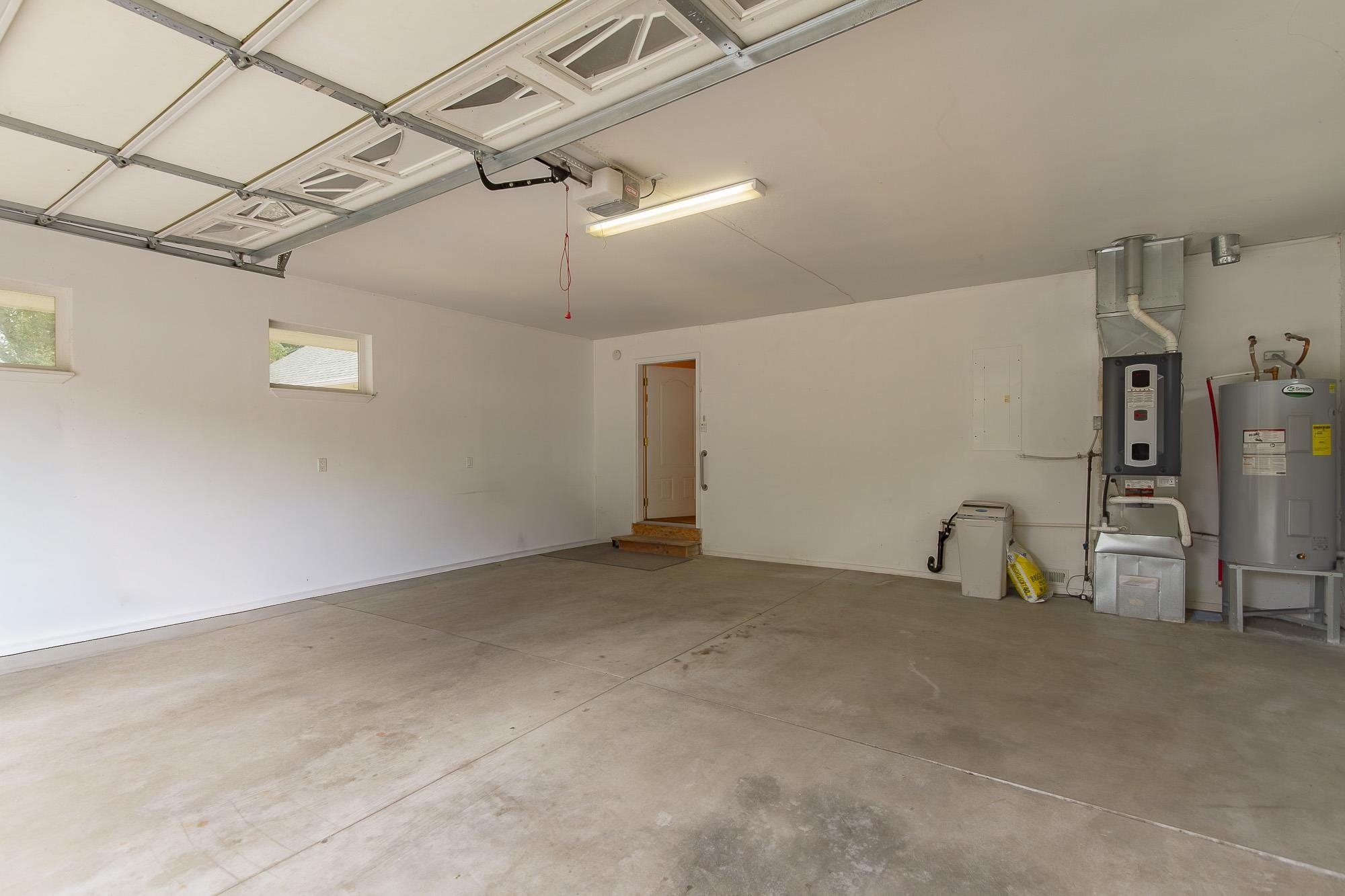 216 S 3rd Street W St - Photo 32