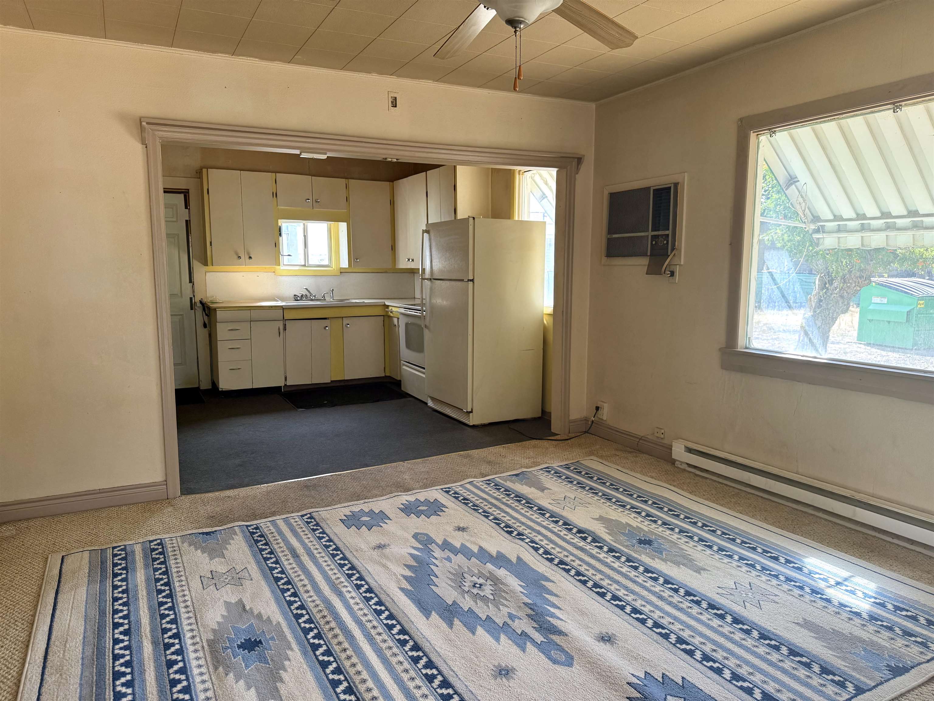 602 SE Trinity Ave - Photo 5
