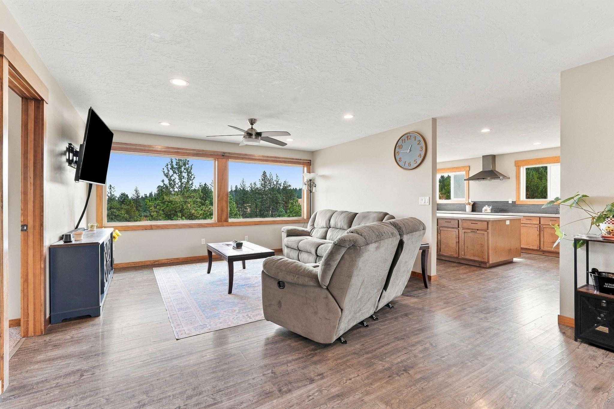 36701 Hart Rd N - Photo 9