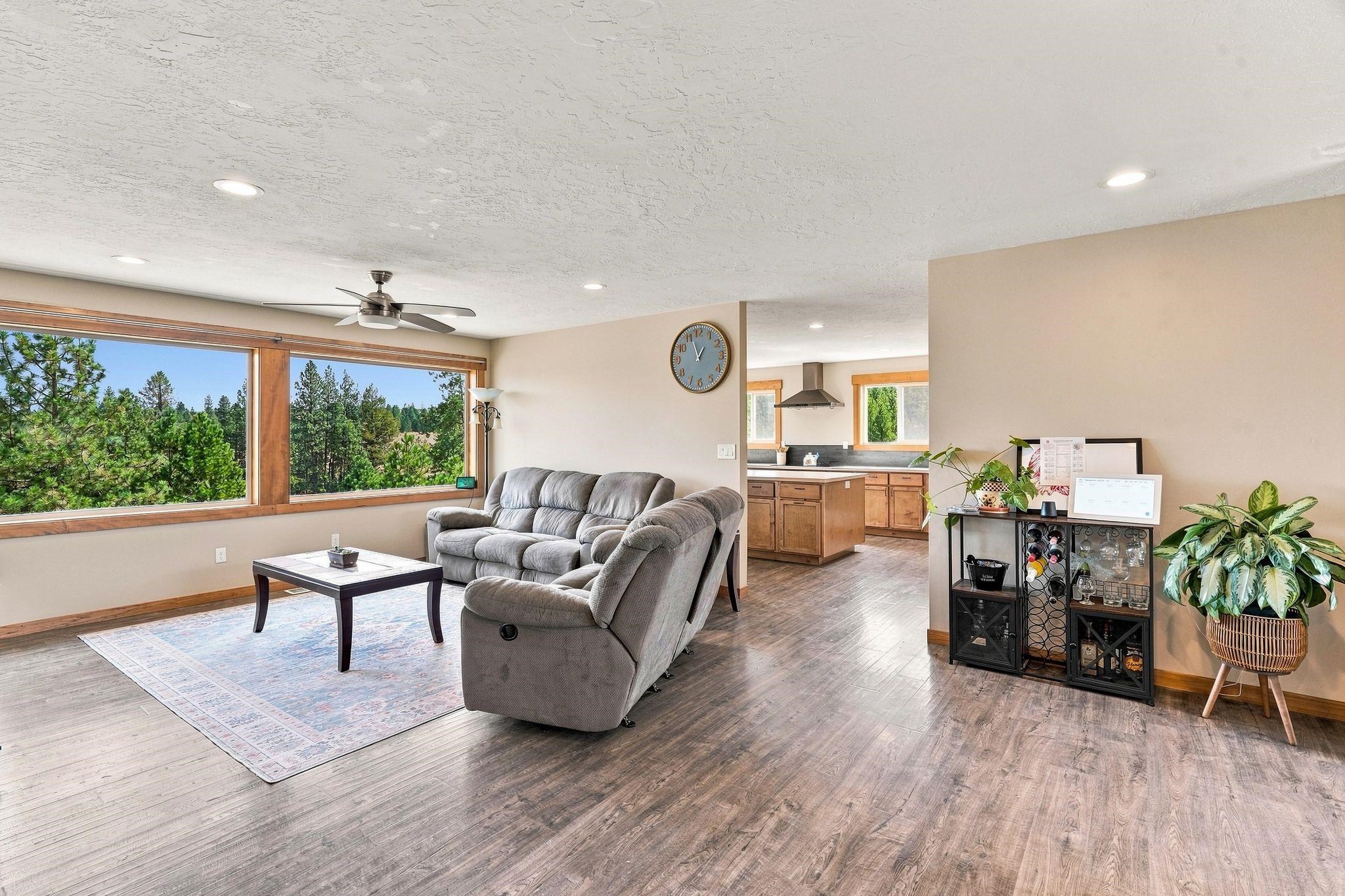 36701 Hart Rd N - Photo 4