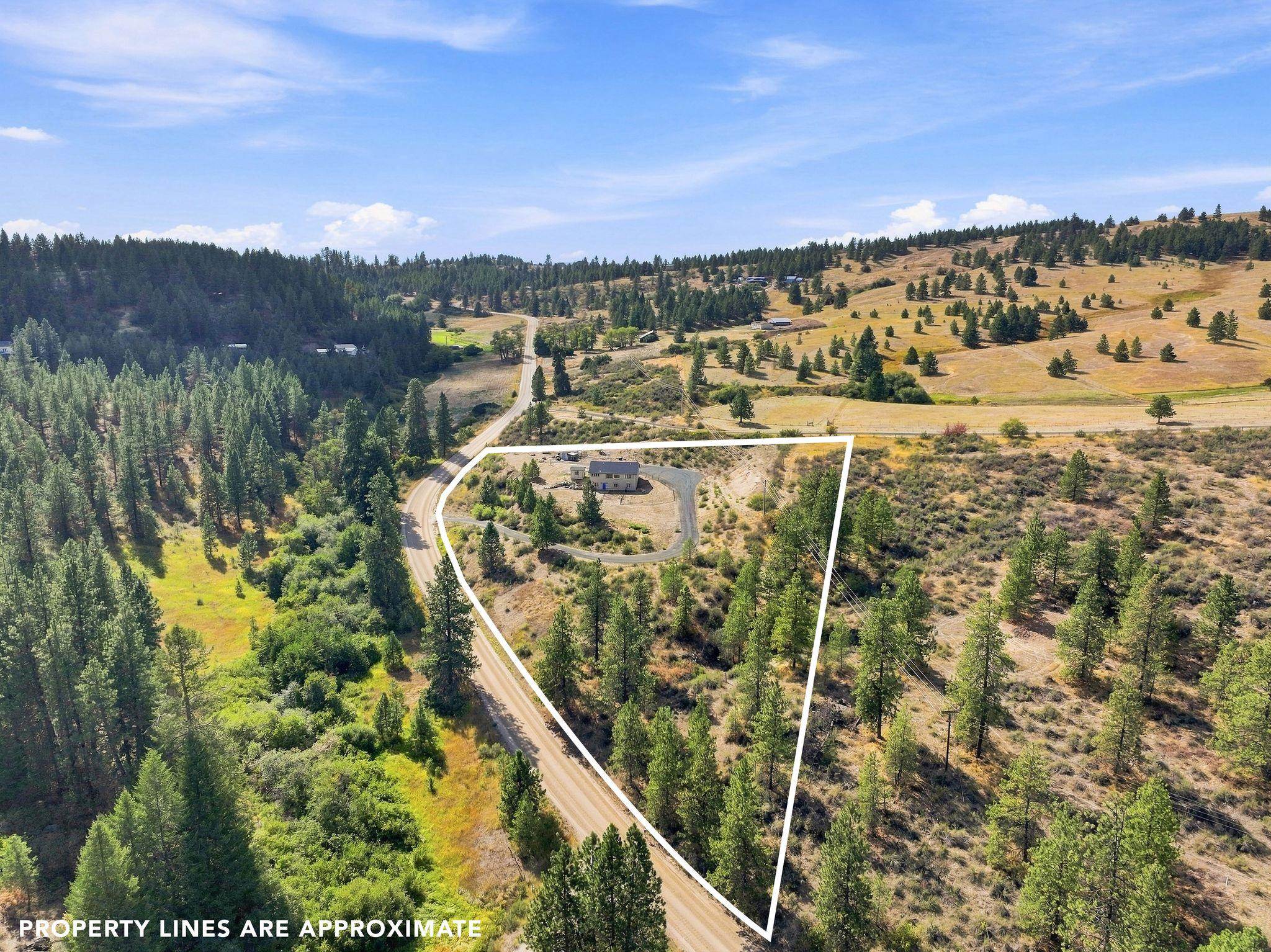 36701 Hart Rd N - Photo 3