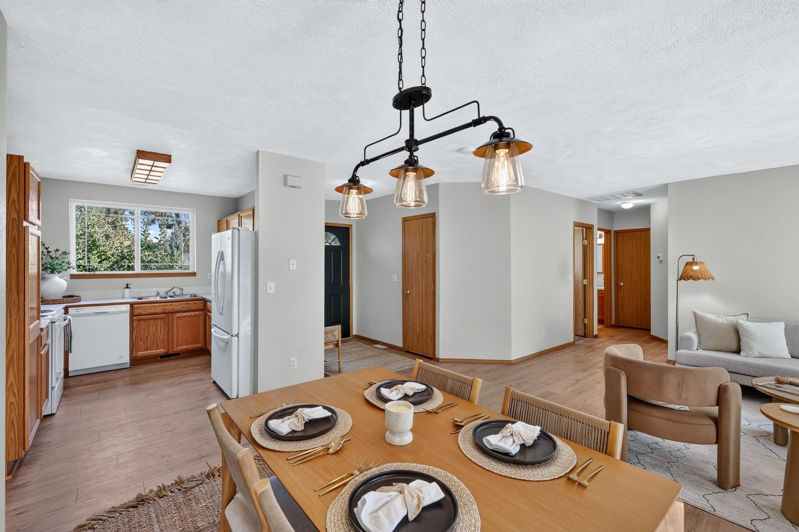1313 S Napa Ave - Photo 14