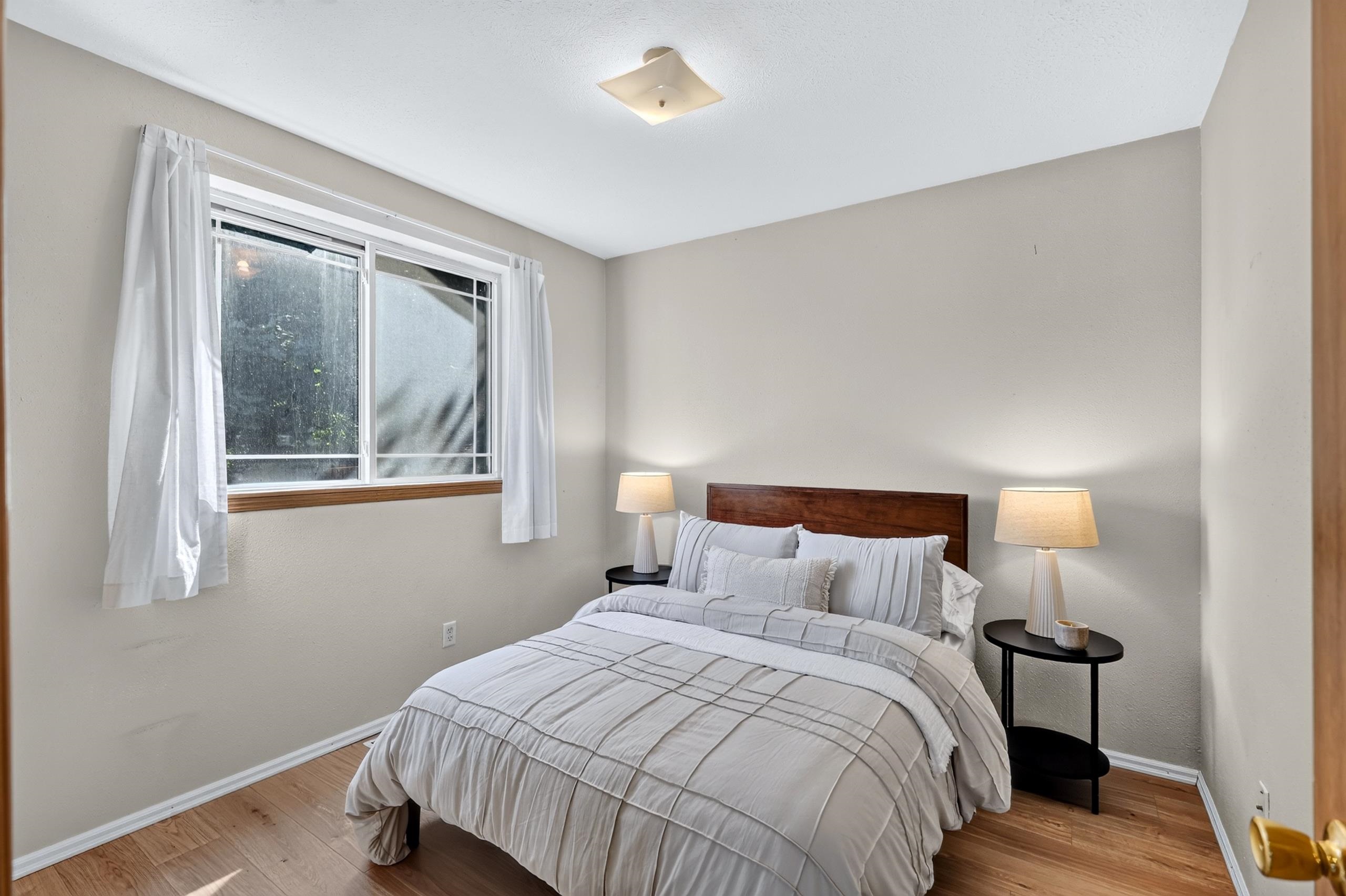 1313 S Napa Ave - Photo 5