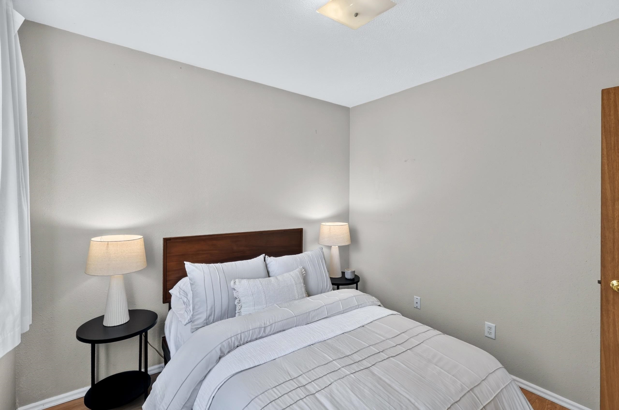 1313 S Napa Ave - Photo 22