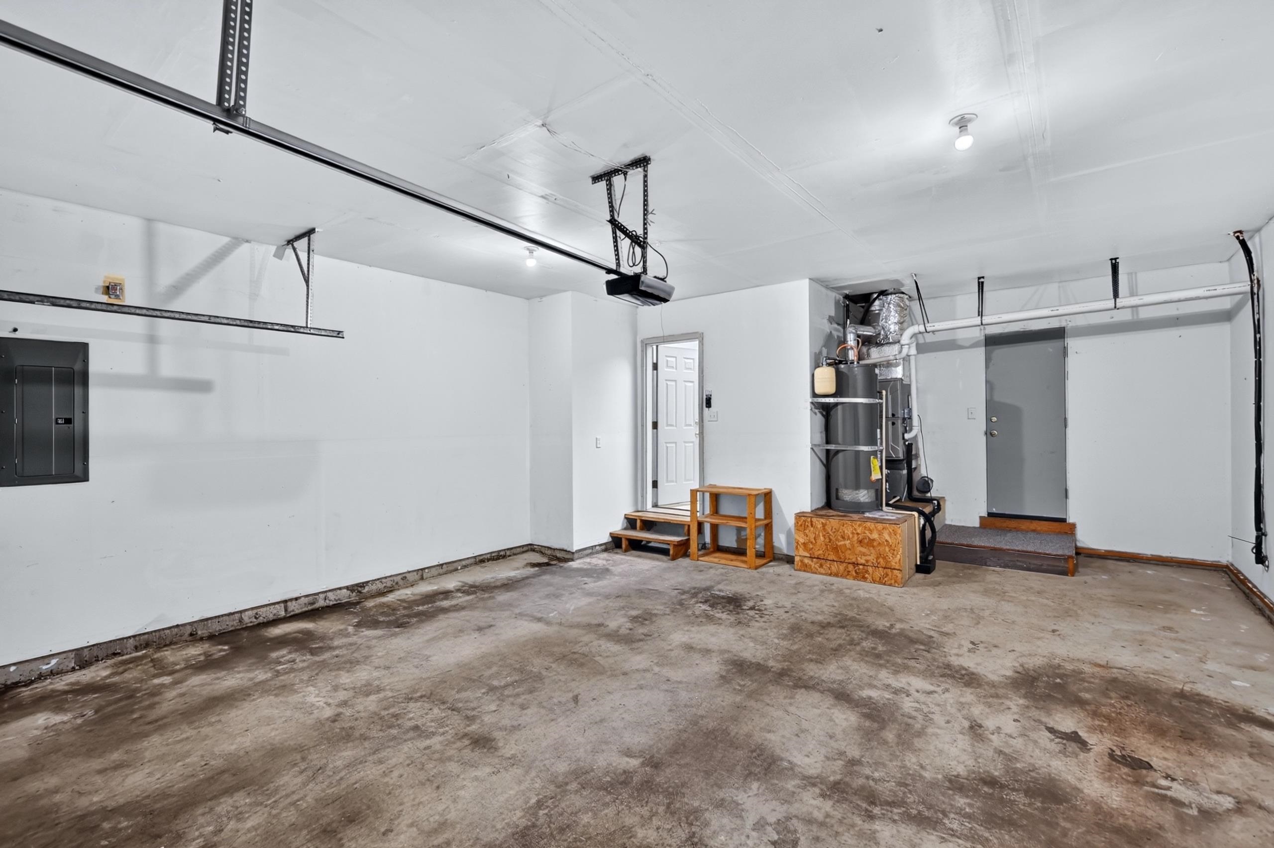 1313 S Napa Ave - Photo 31