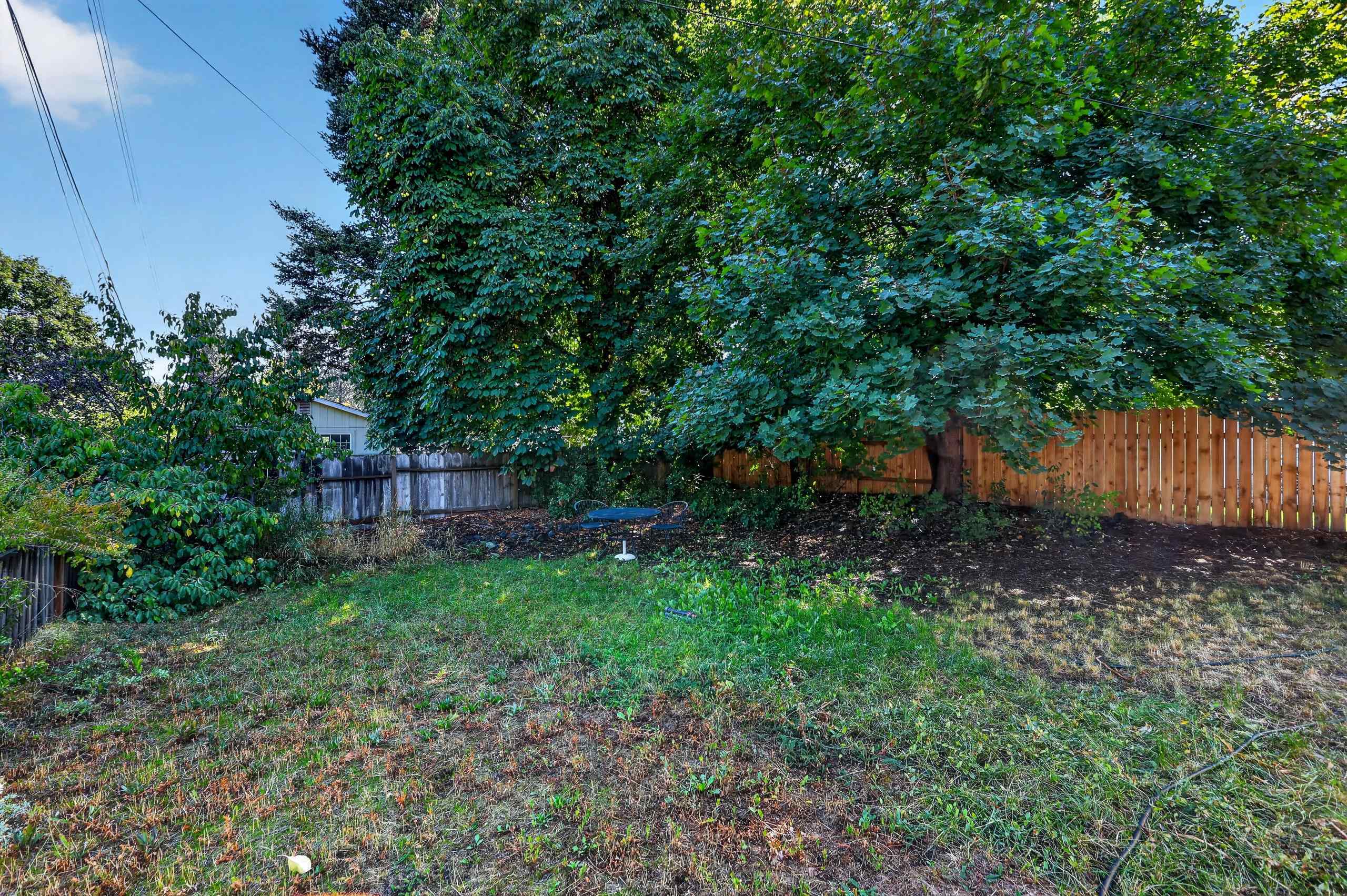 1313 S Napa Ave - Photo 38