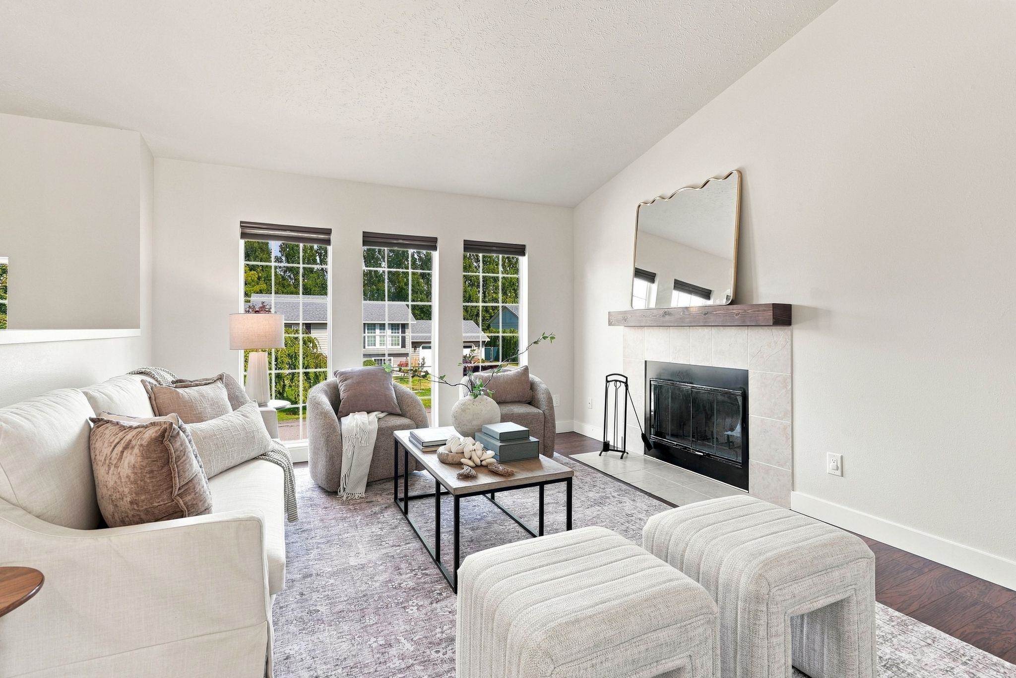 18910 E Augusta Ln - Photo 4