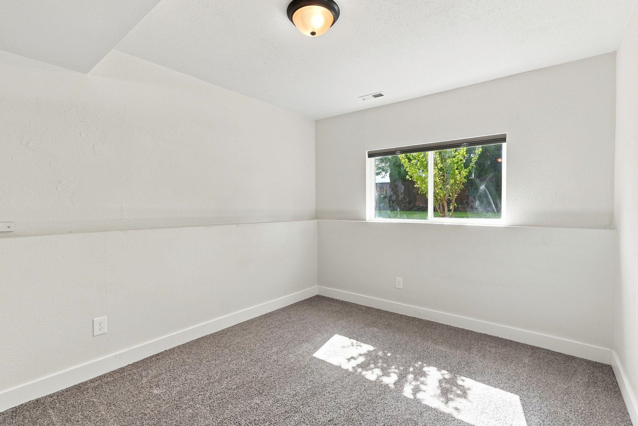 18910 E Augusta Ln - Photo 24
