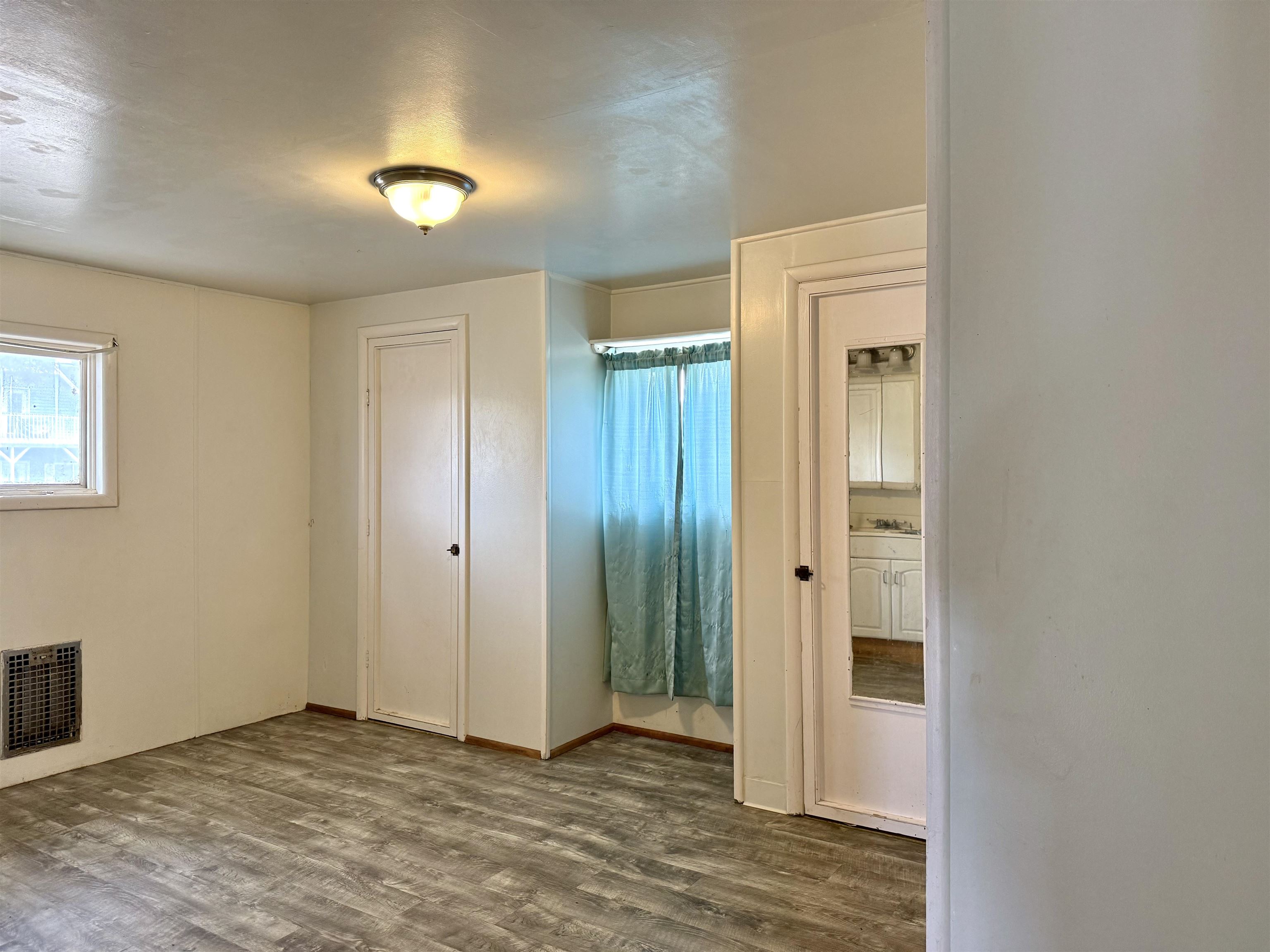 410 W Glover St - Photo 10