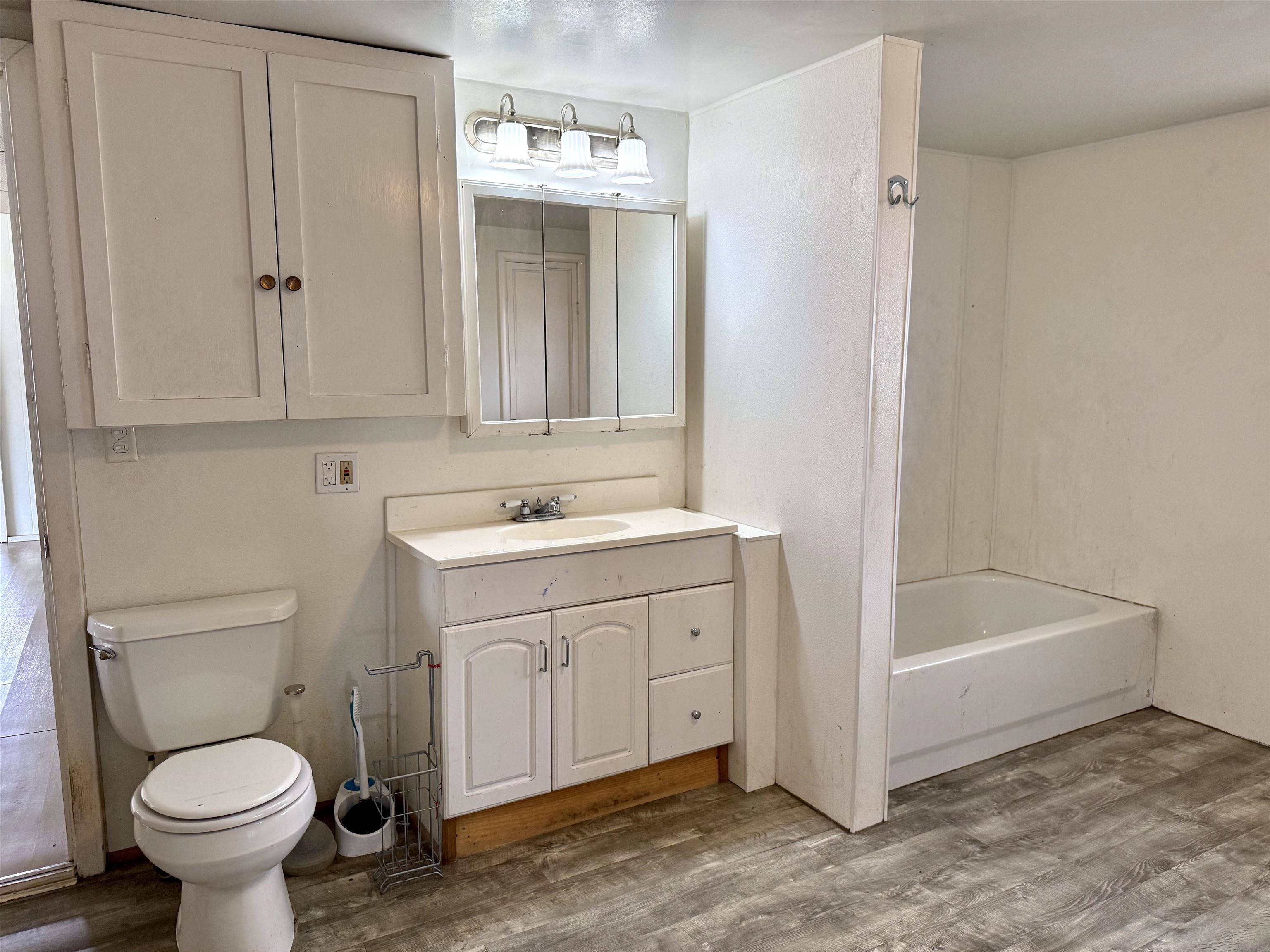 410 W Glover St - Photo 14
