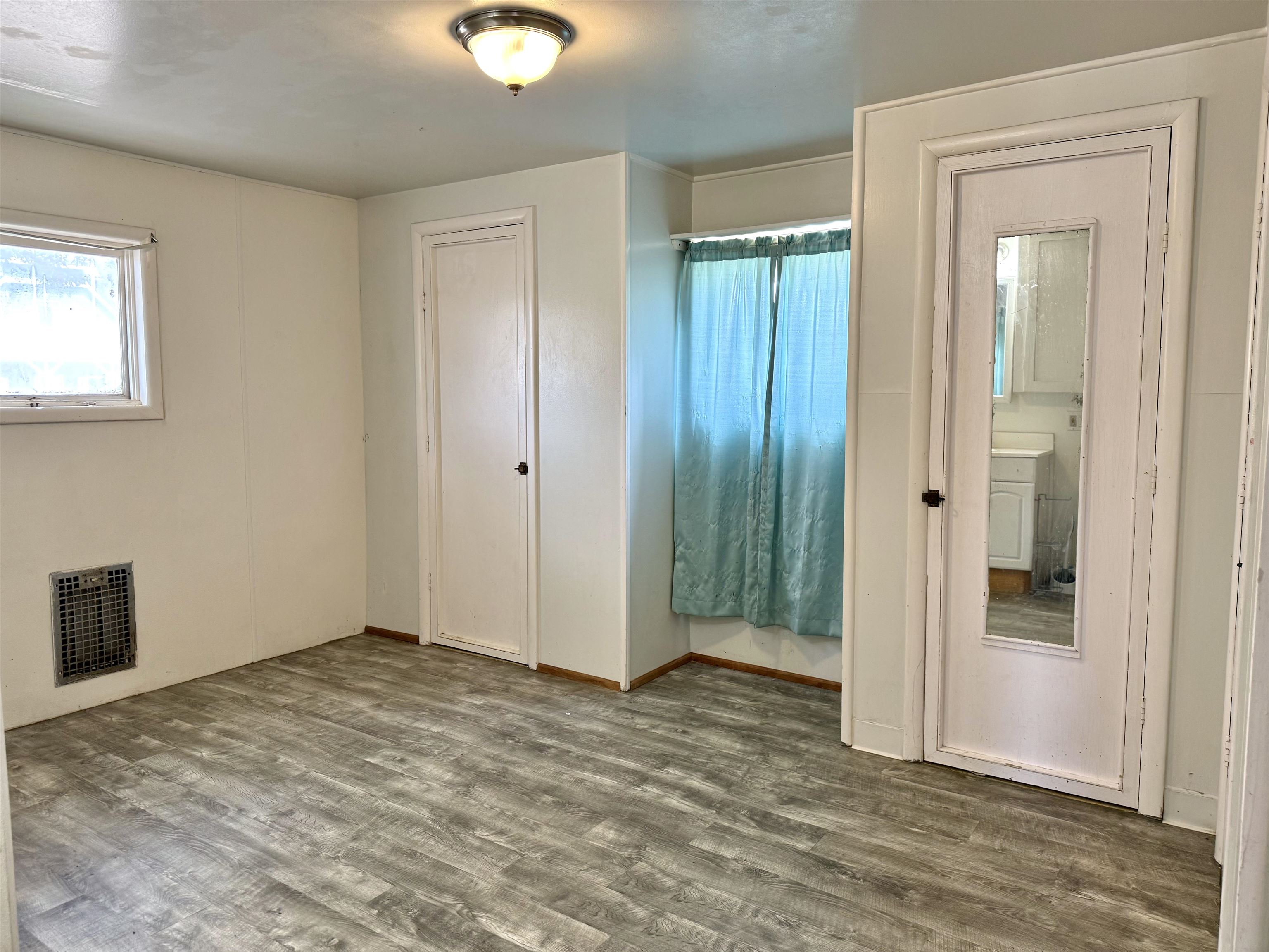 410 W Glover St - Photo 15