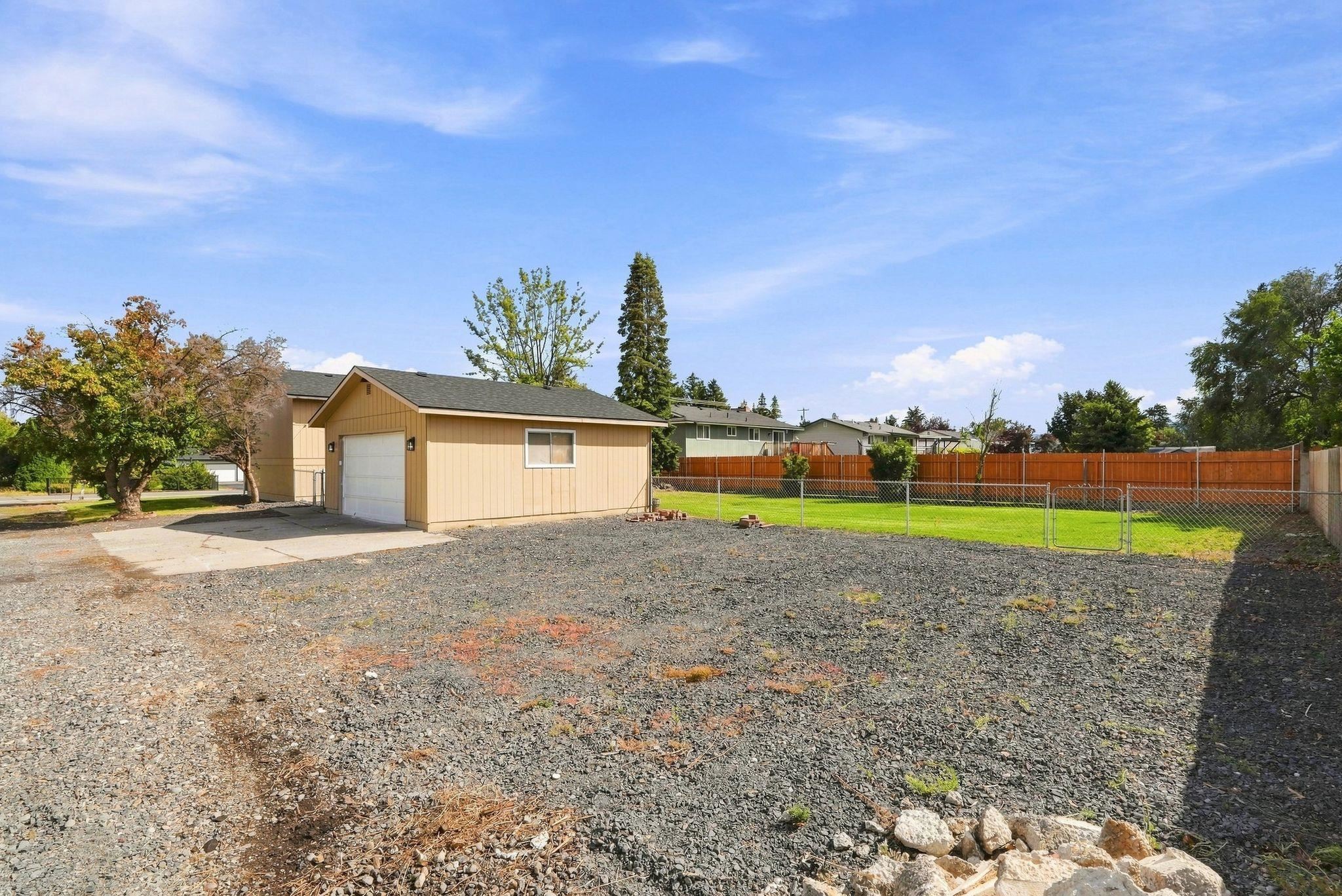1304 S Progress Rd - Photo 37