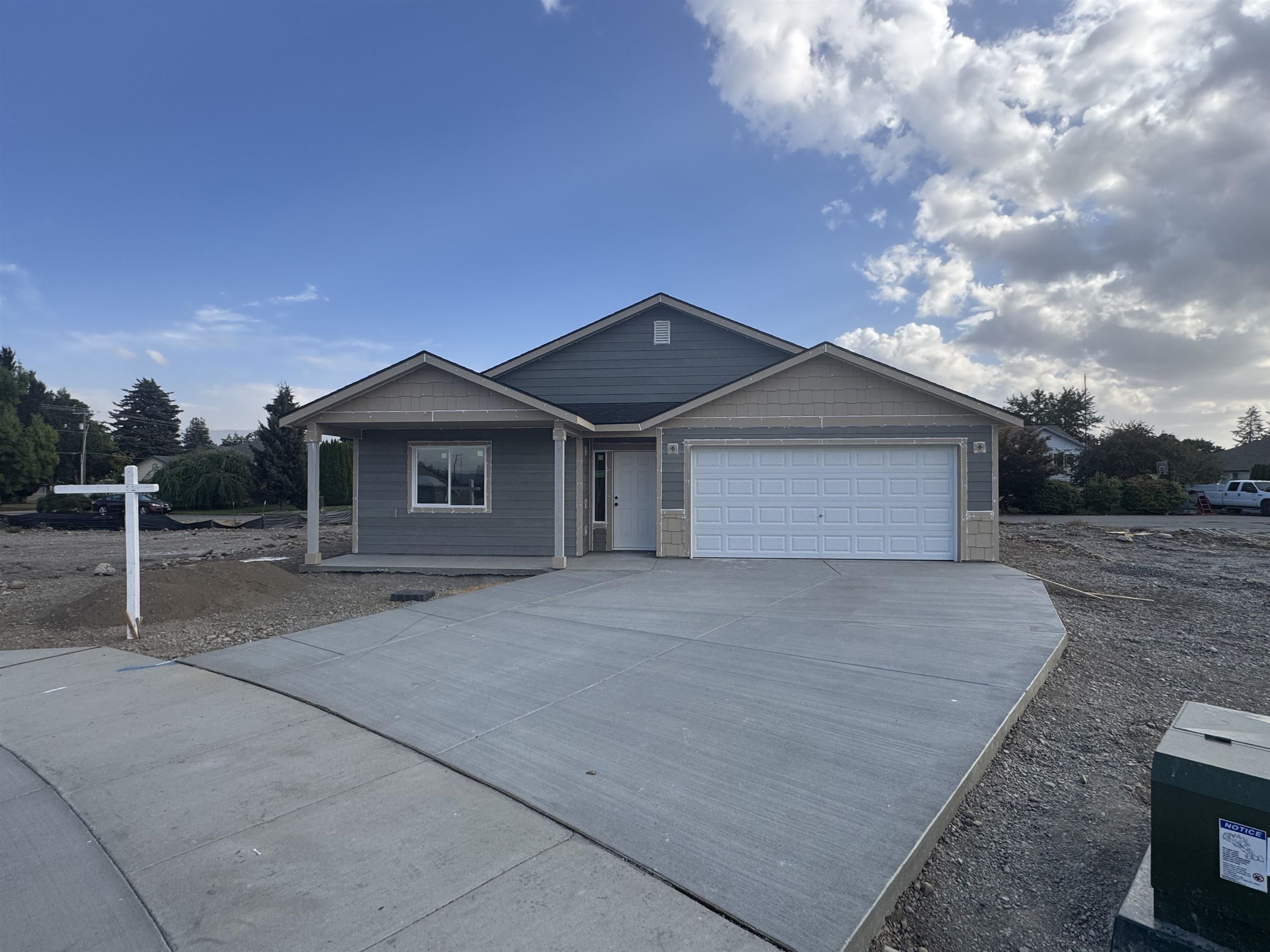 425 N Garvin Ct - Photo 13