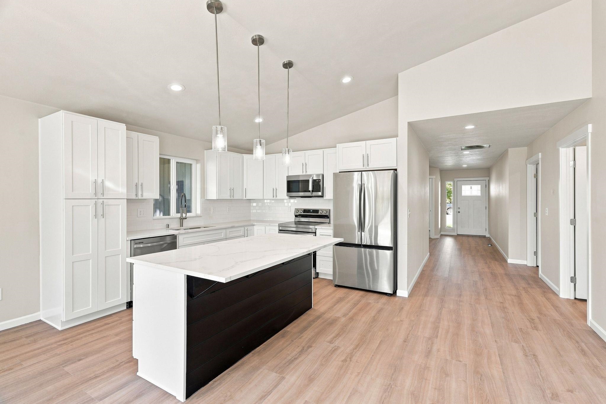 614 E A St - Photo 10