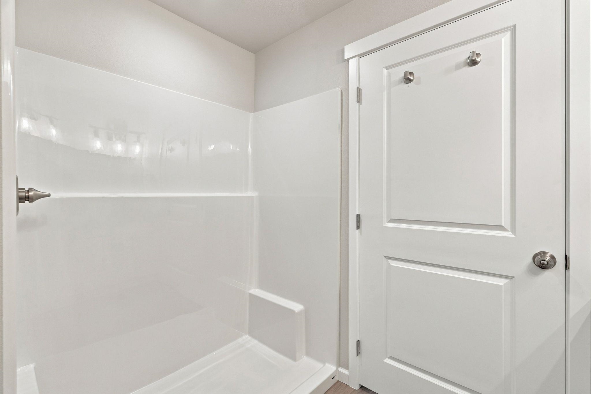 614 E A St - Photo 18