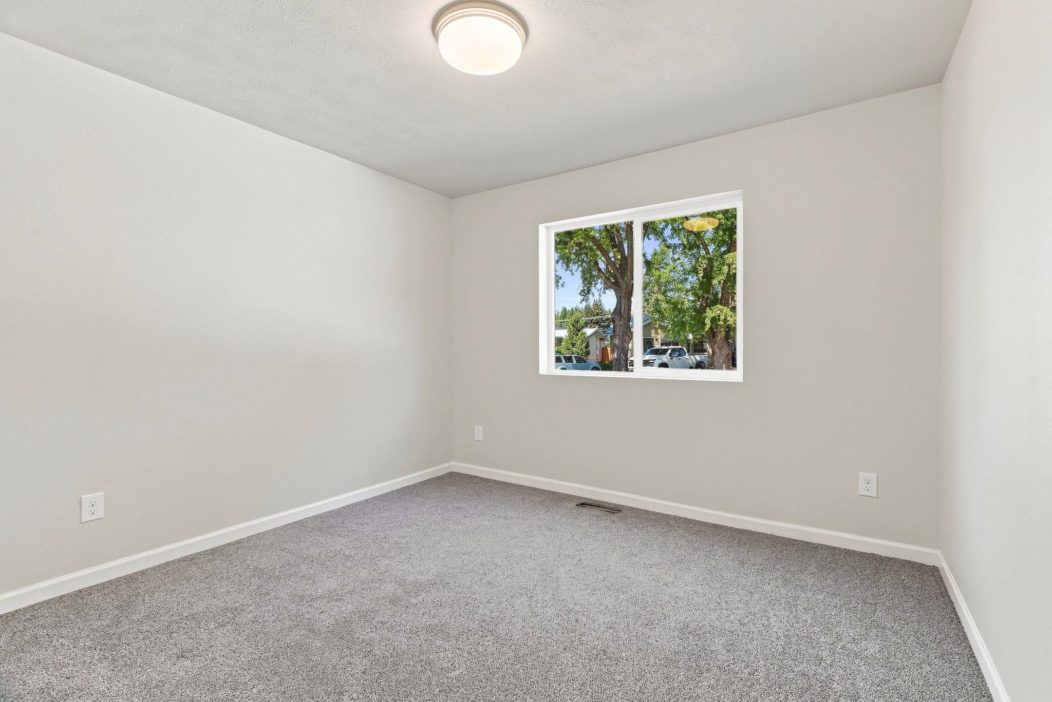 614 E A St - Photo 20