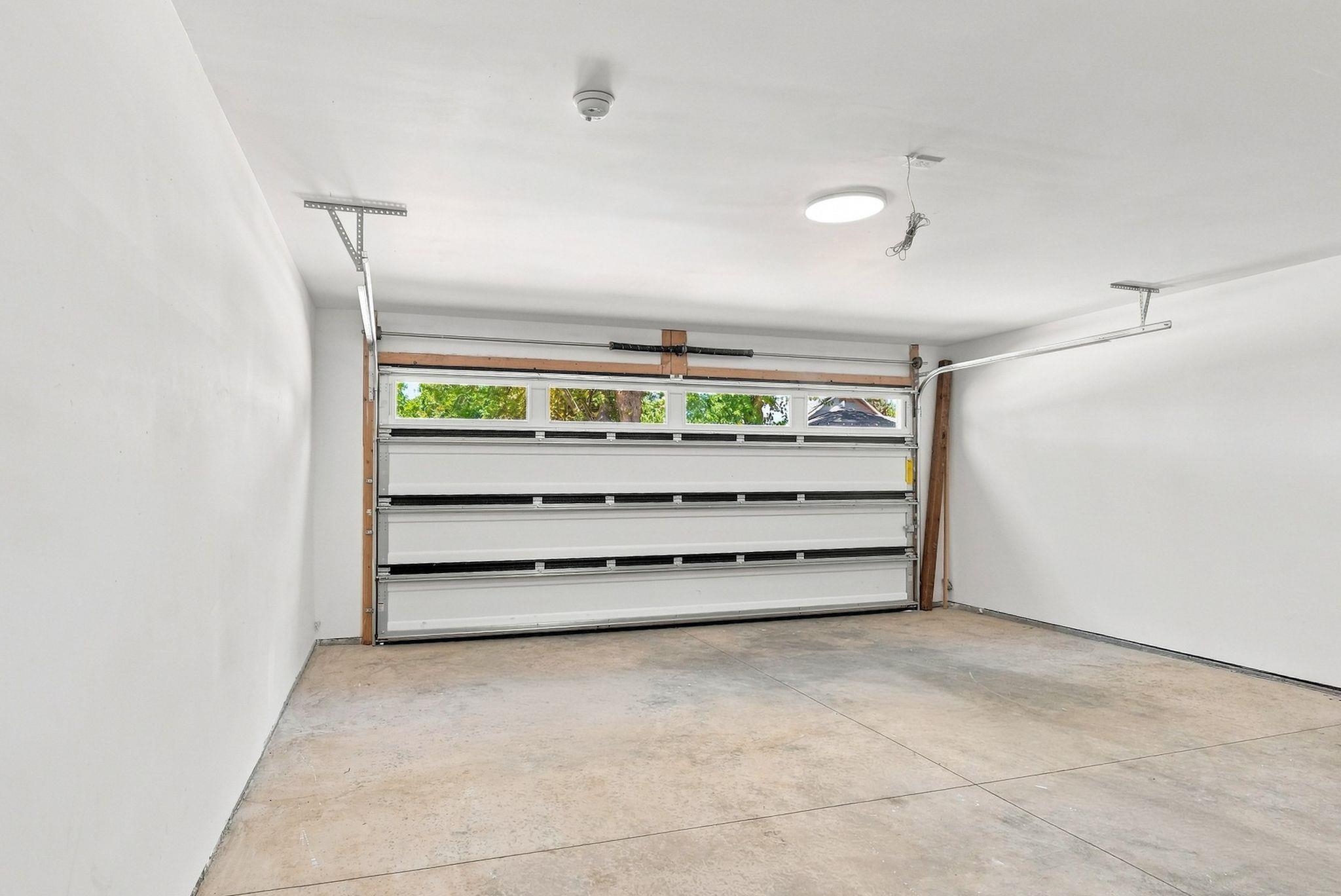 614 E A St - Photo 24