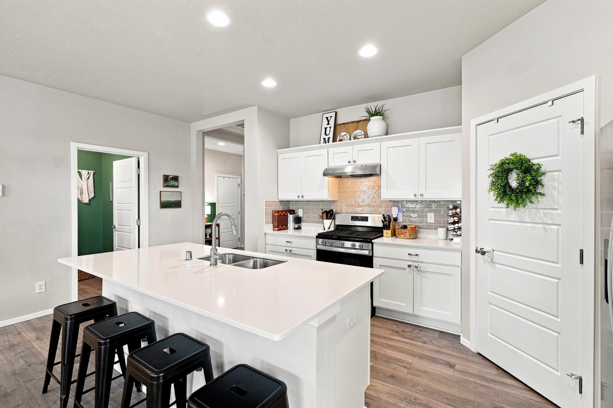 8418 W Sugar Ct - Photo 15