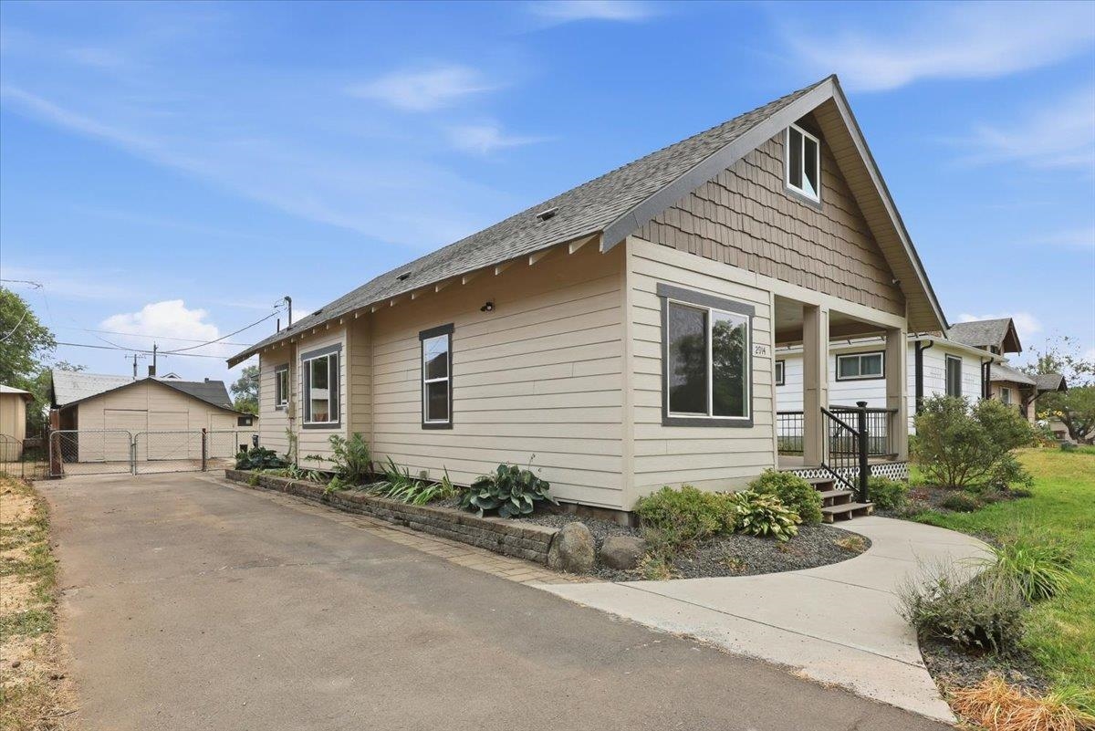 2914 N NELSON St - Photo 4
