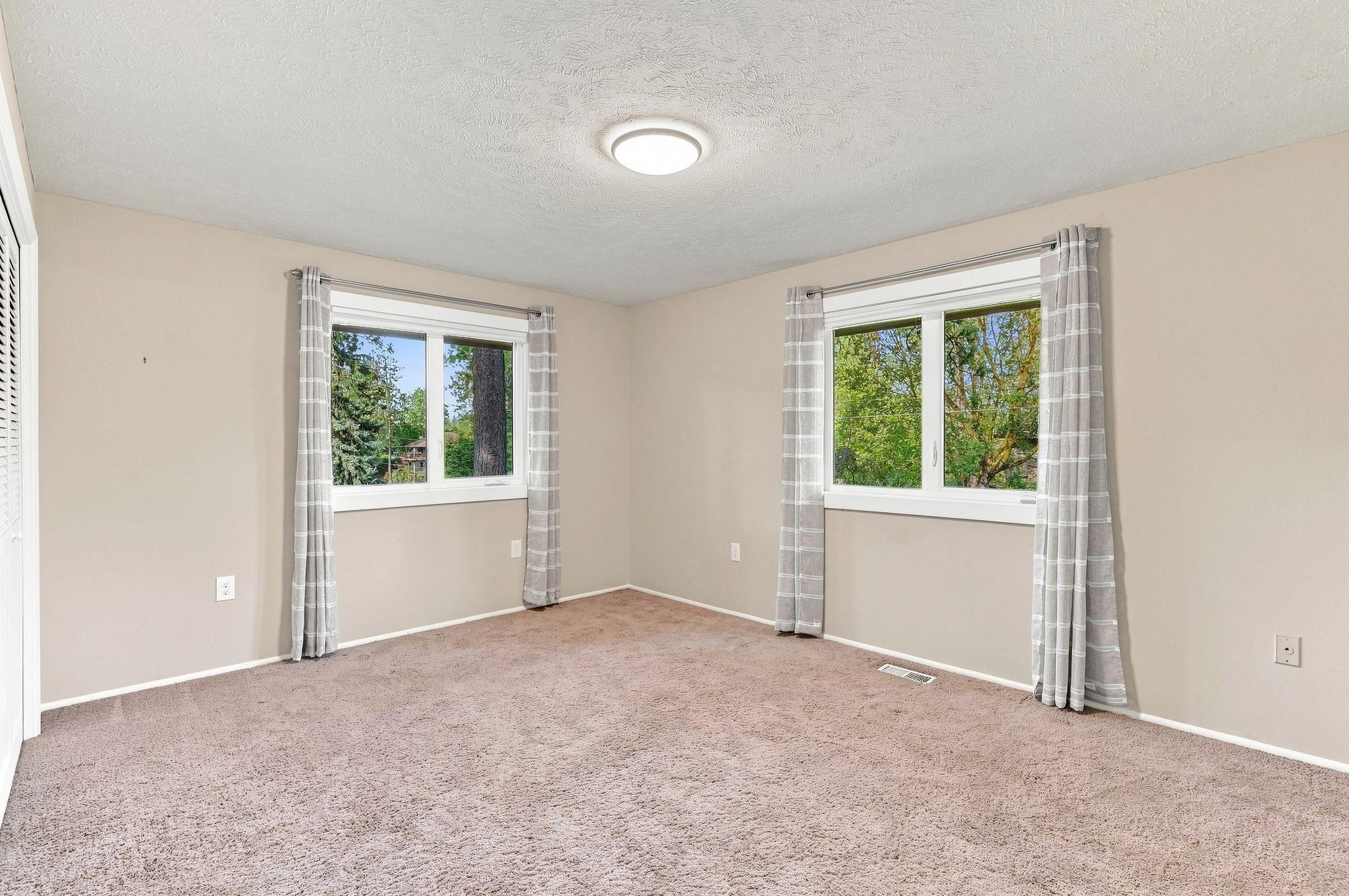 1924 E 23rd Ave - Photo 26