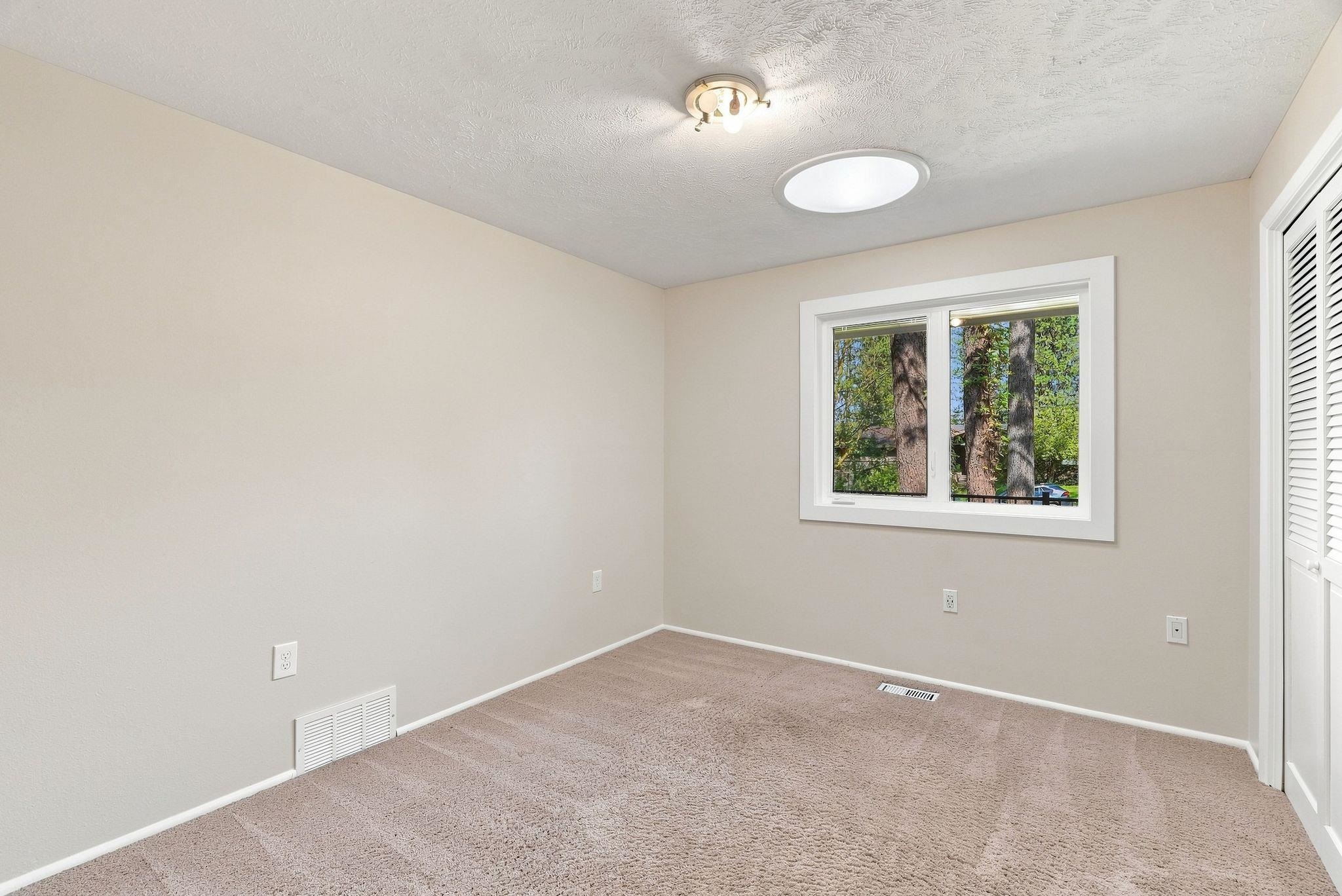 1924 E 23rd Ave - Photo 28
