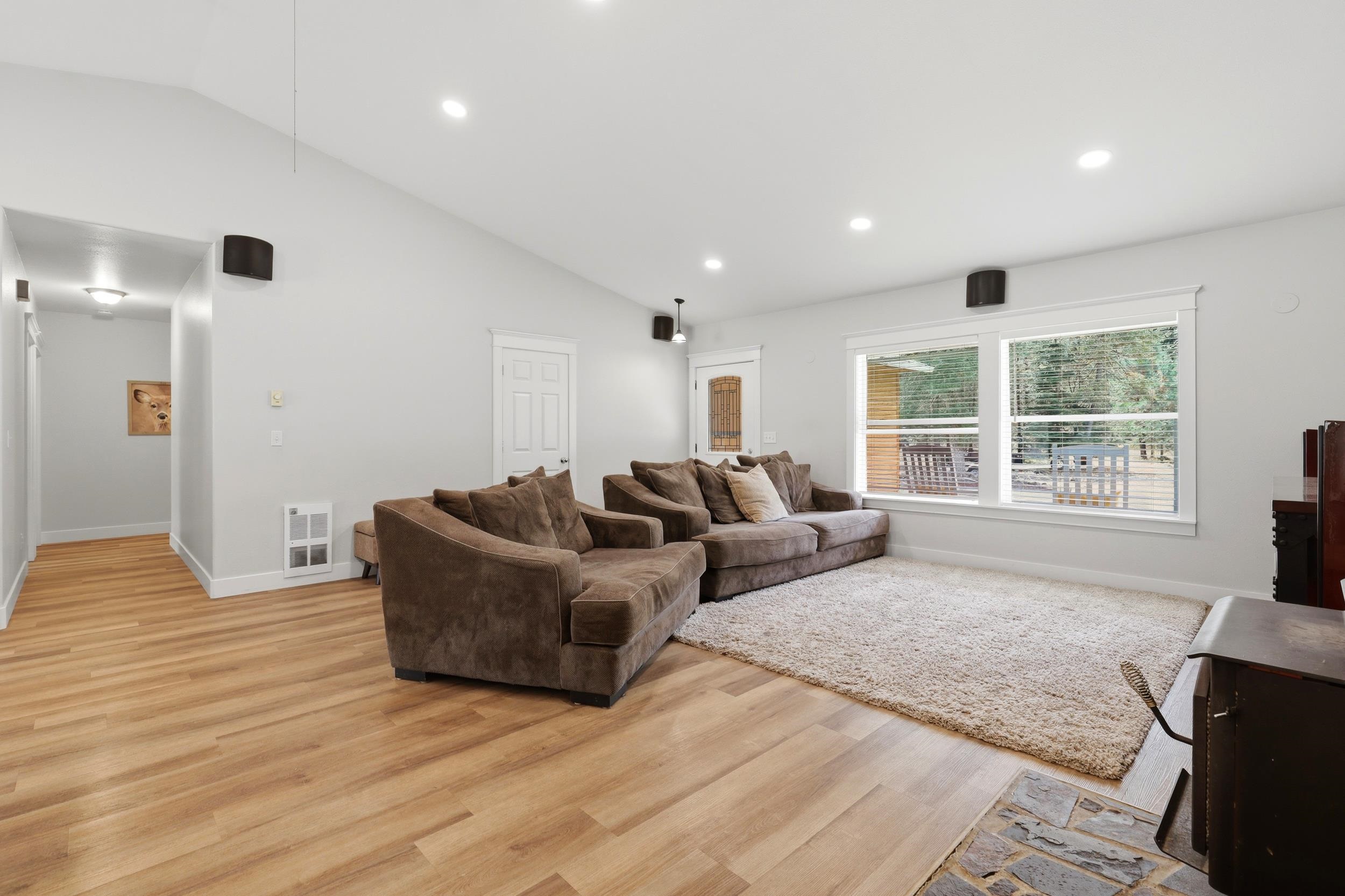 36112 N Pike Rd - Photo 9