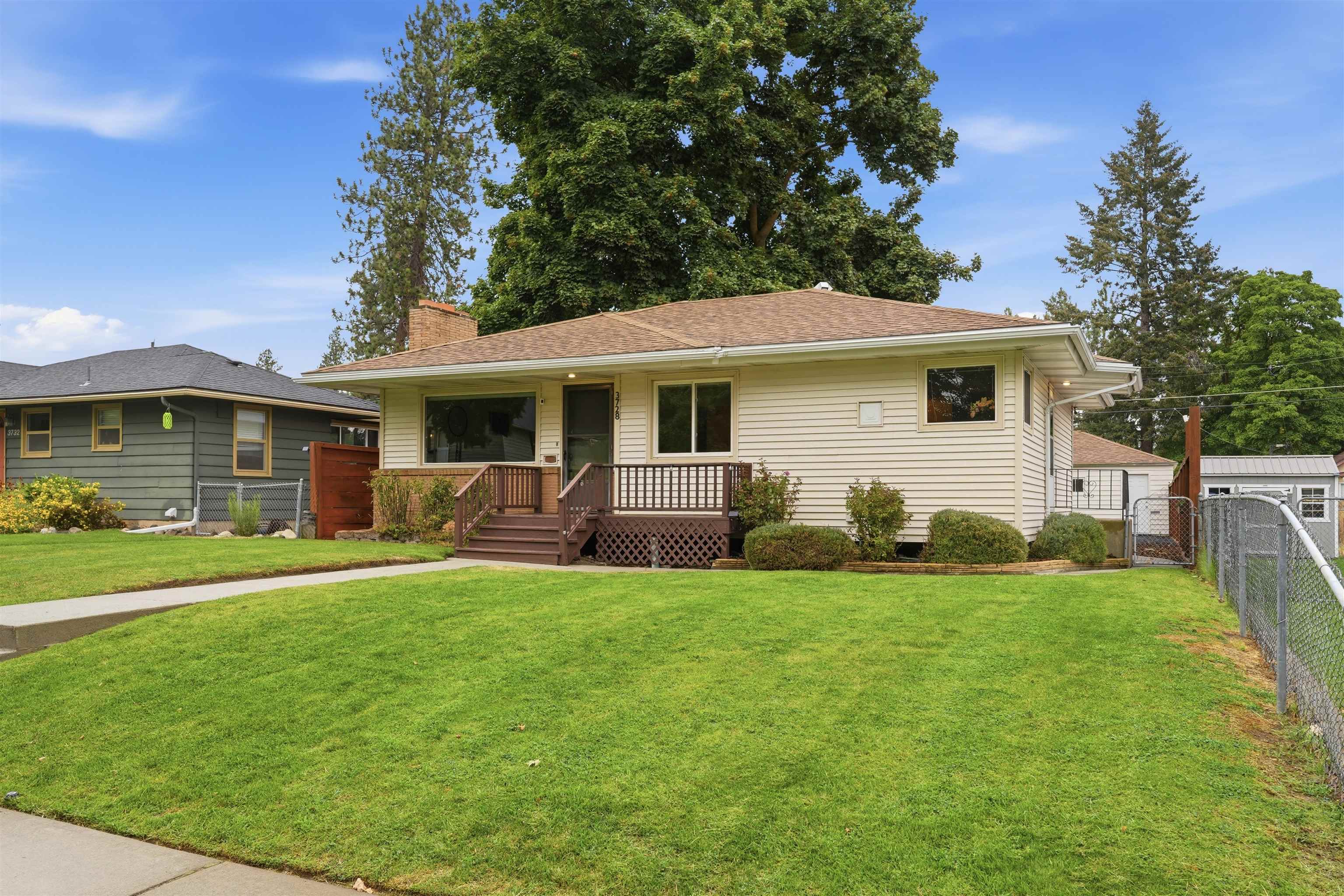 3728 W Hoffman Ave - Photo 2