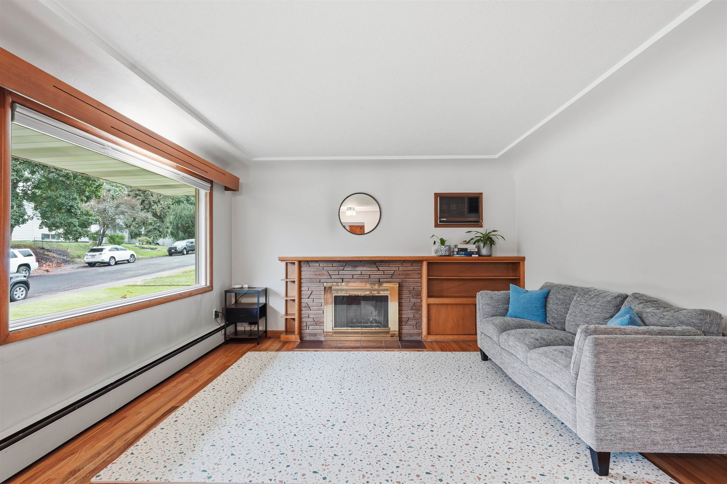 3728 W Hoffman Ave - Photo 3