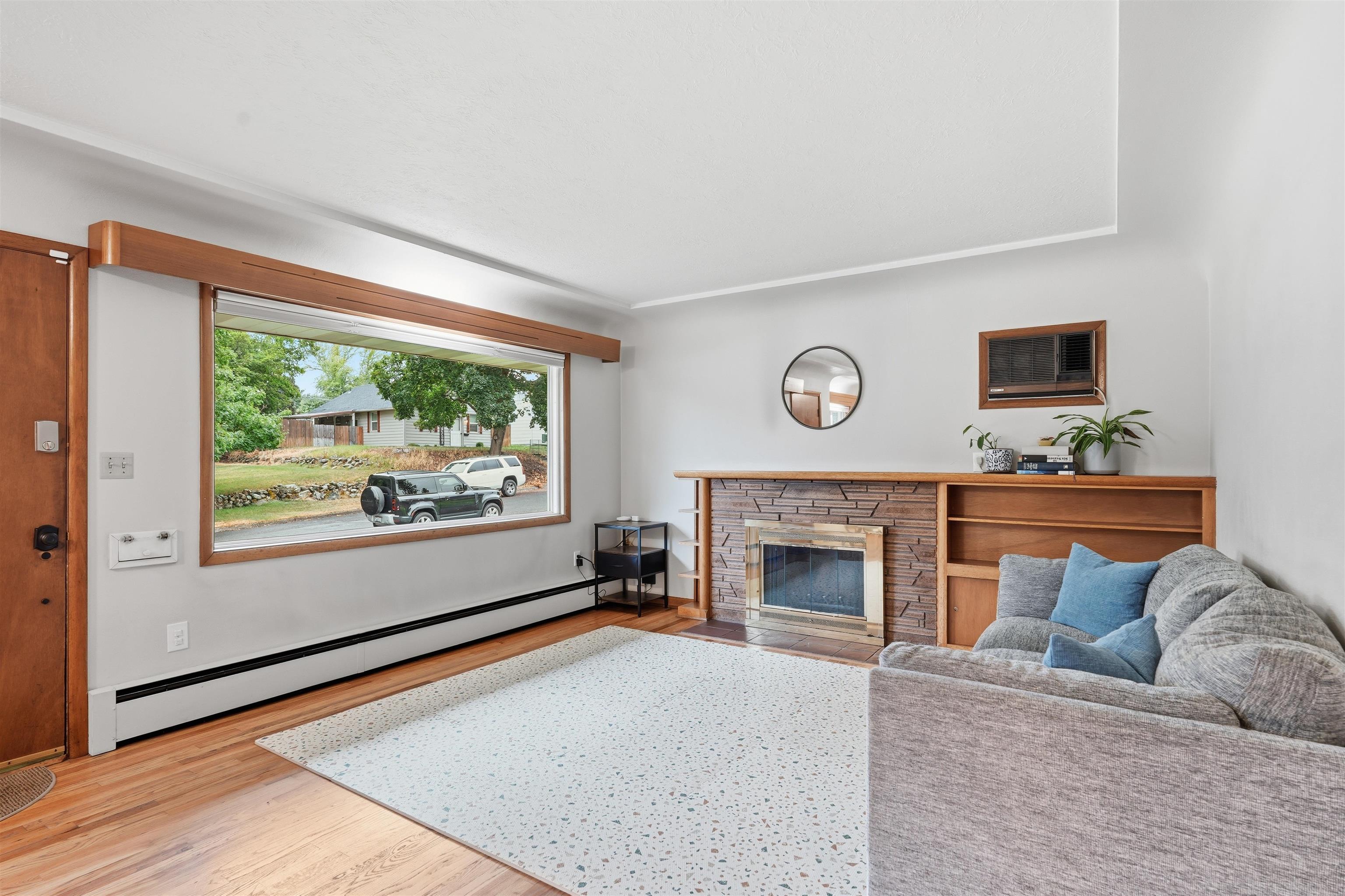 3728 W Hoffman Ave - Photo 4