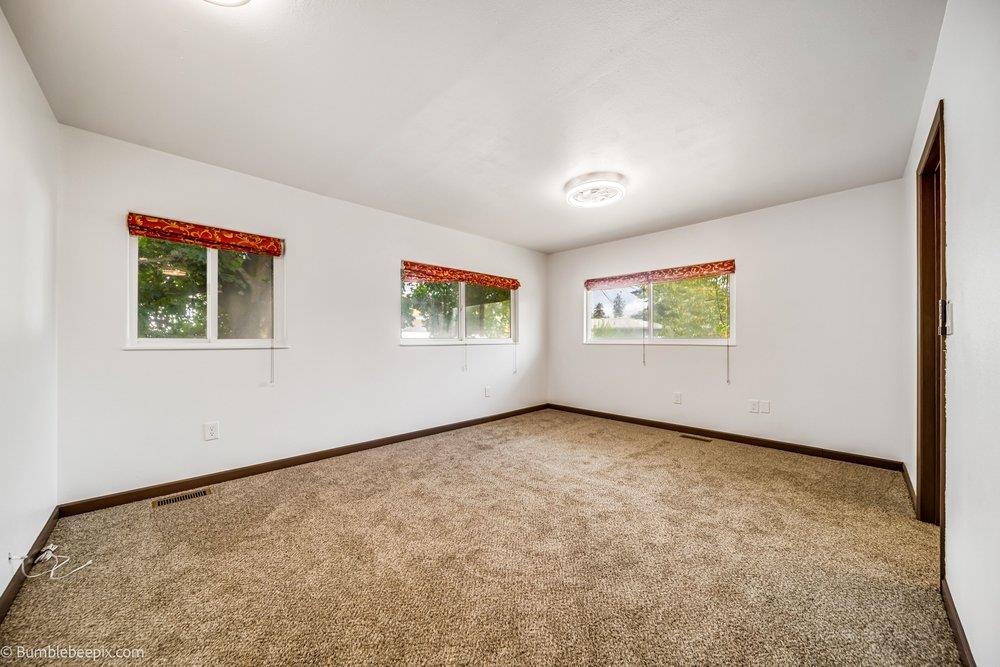 405 Dubois St - Photo 11
