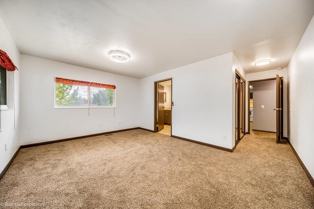 405 Dubois St - Photo 12