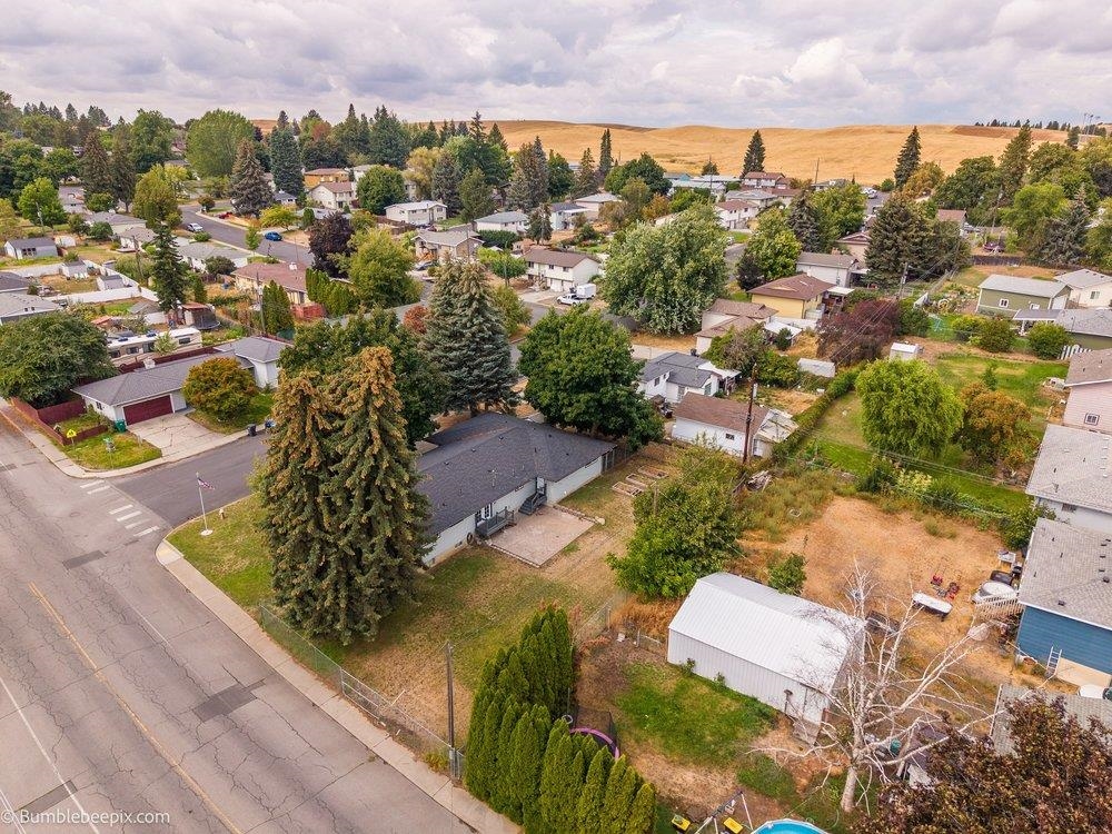 405 Dubois St - Photo 32