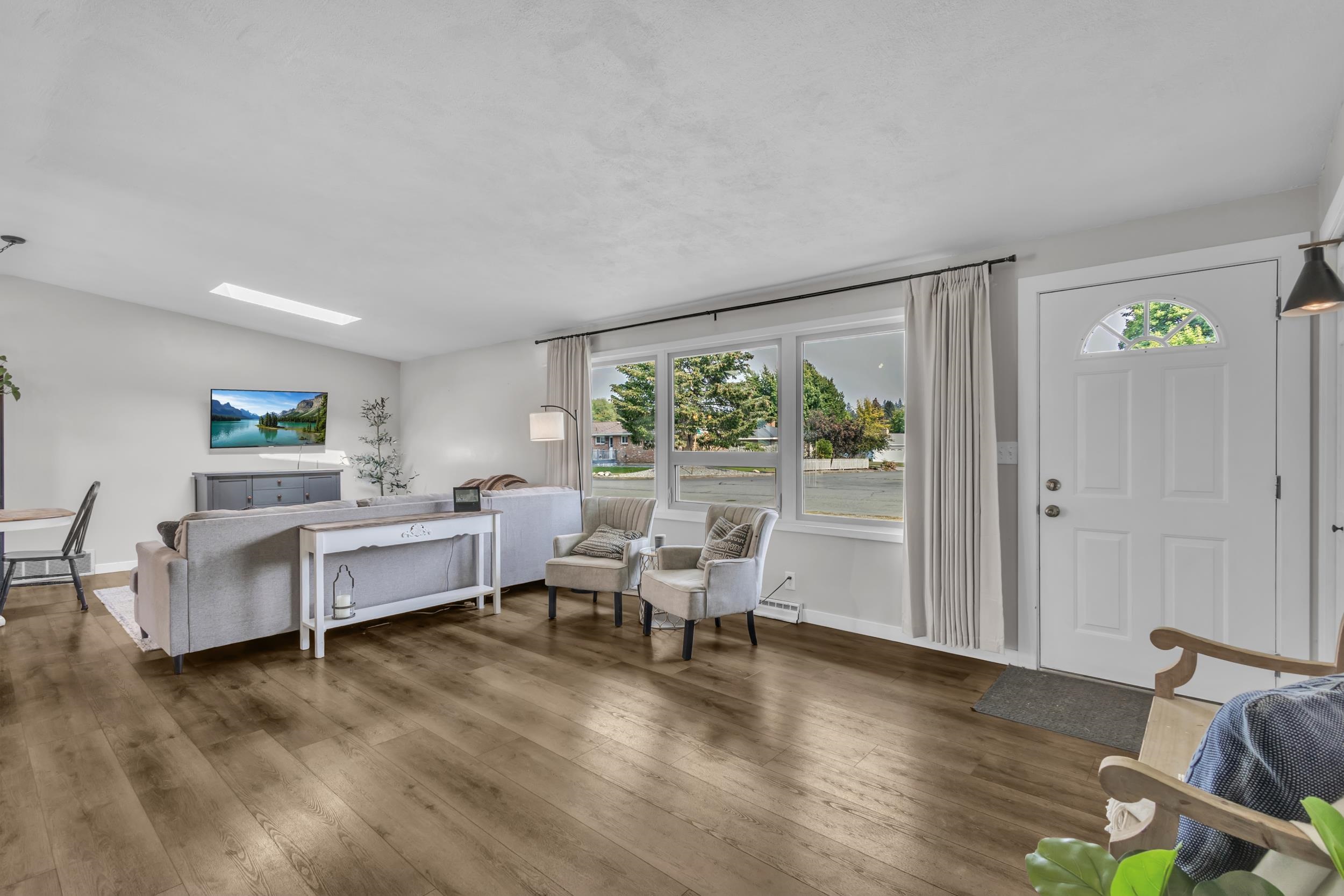 12022 E Skyview Ave - Photo 6