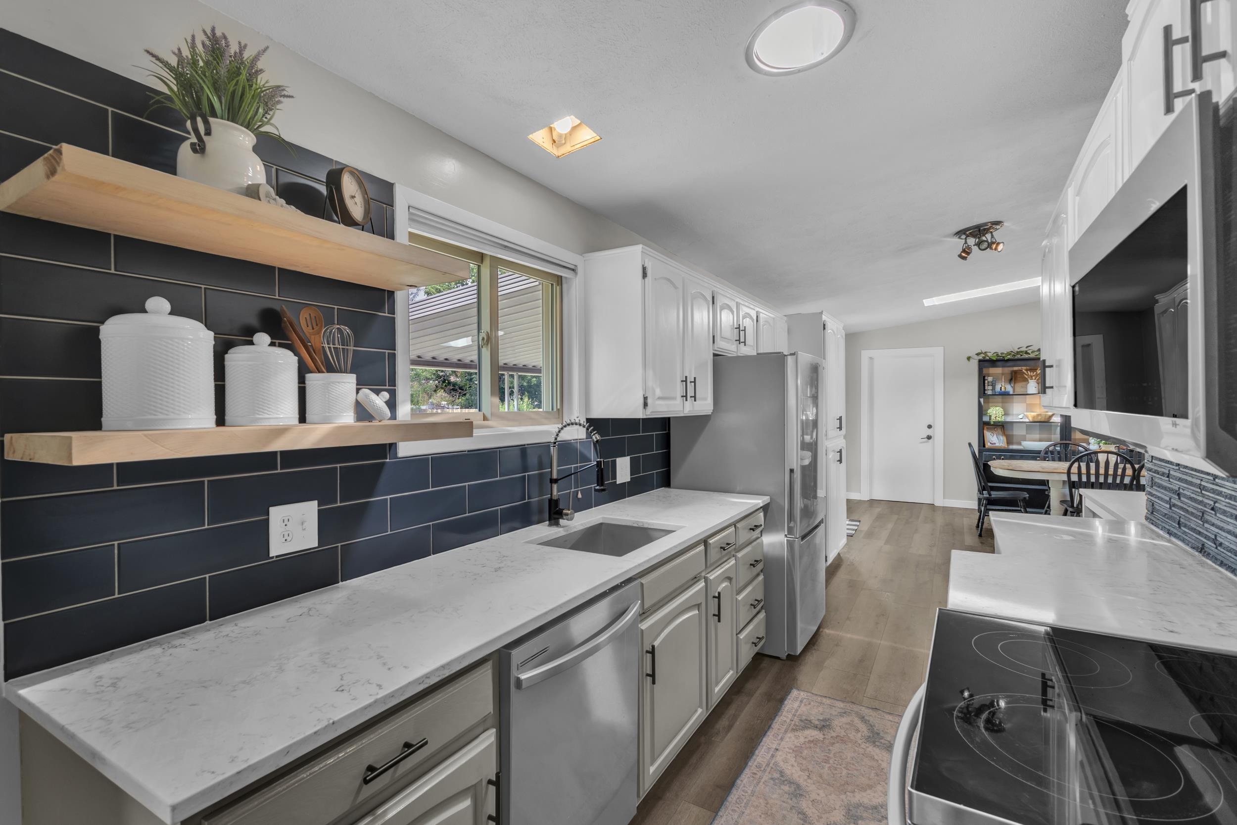 12022 E Skyview Ave - Photo 13