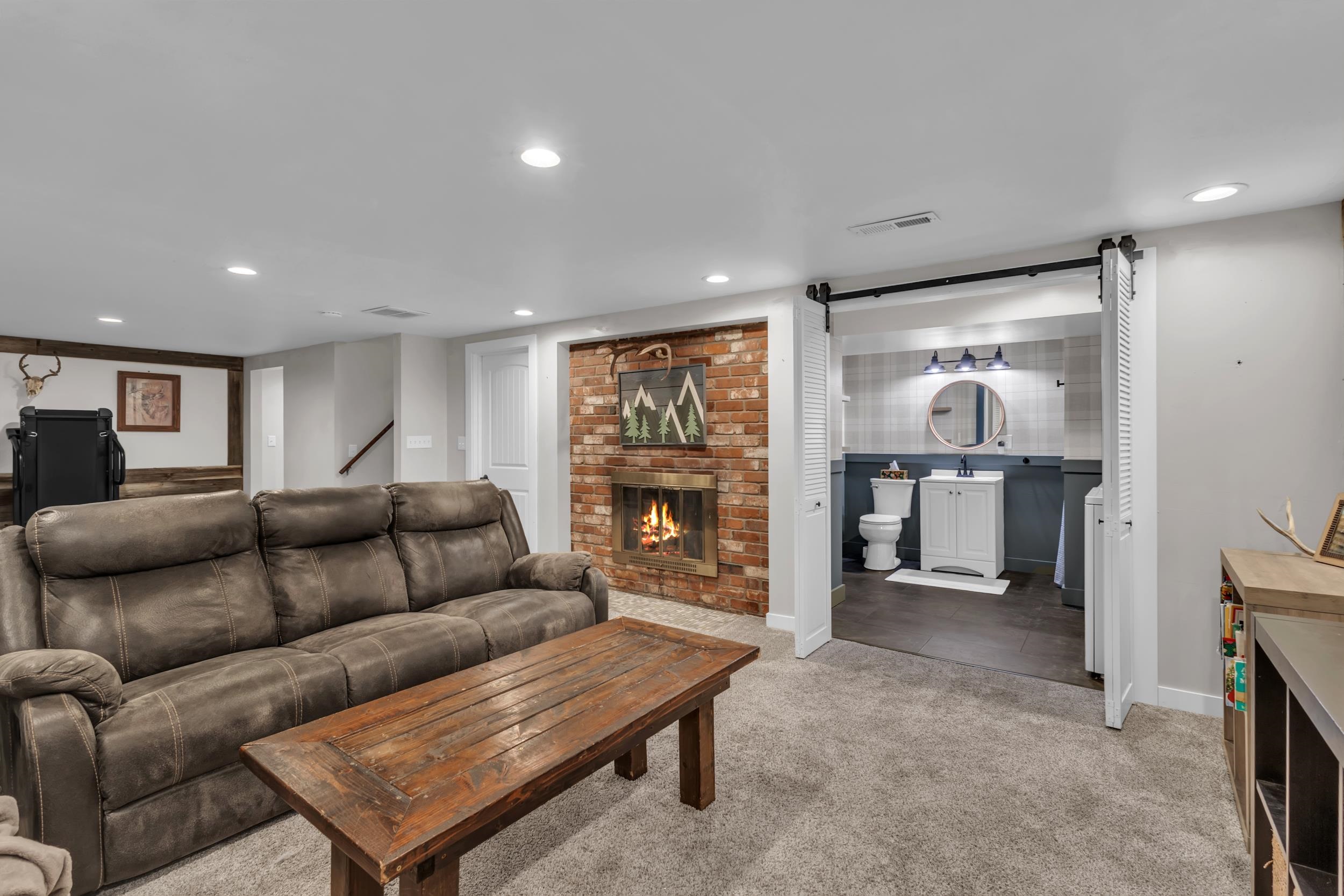 12022 E Skyview Ave - Photo 37