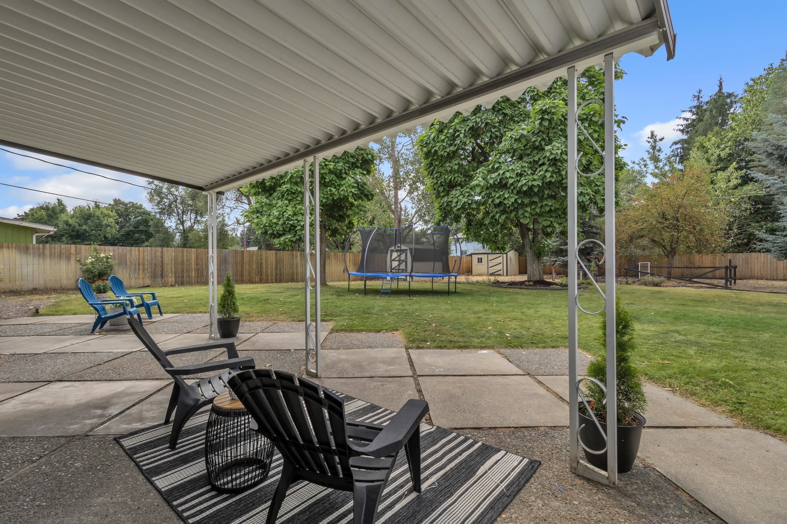 12022 E Skyview Ave - Photo 40