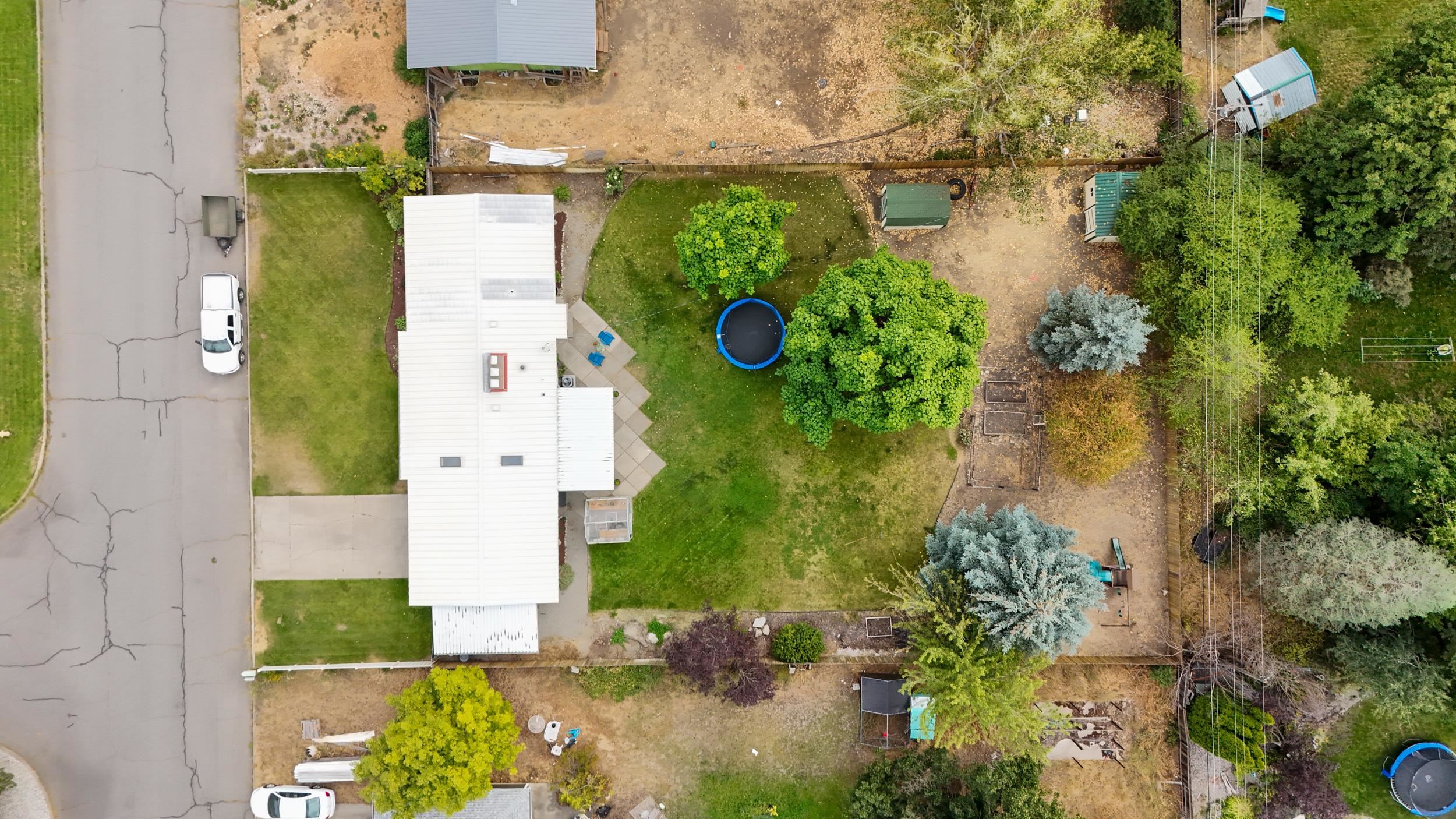 12022 E Skyview Ave - Photo 48