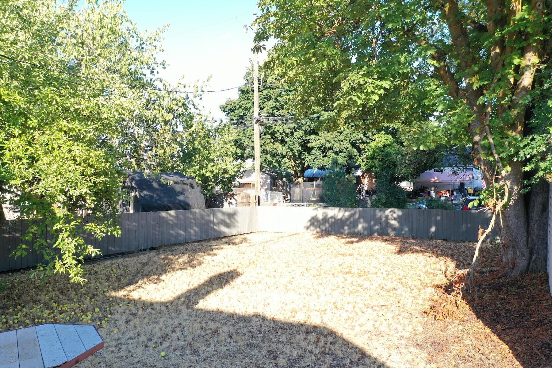 6114 N Post St - Photo 24
