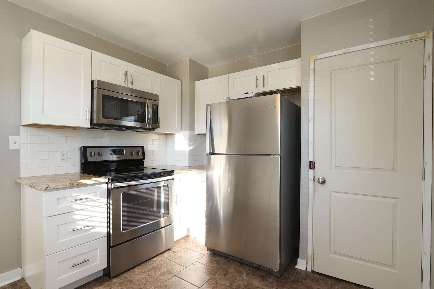 6114 N Post St - Photo 8